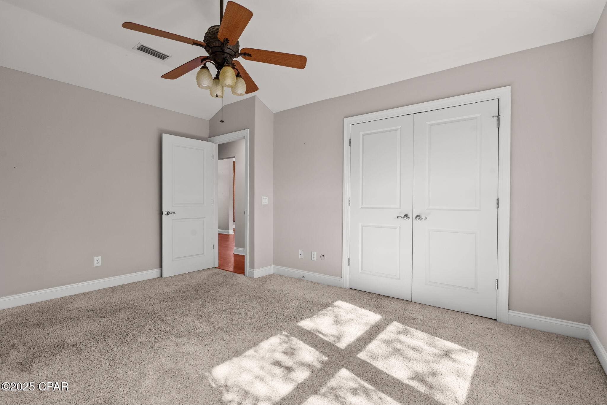 The Meadows & The Pointe - Residential