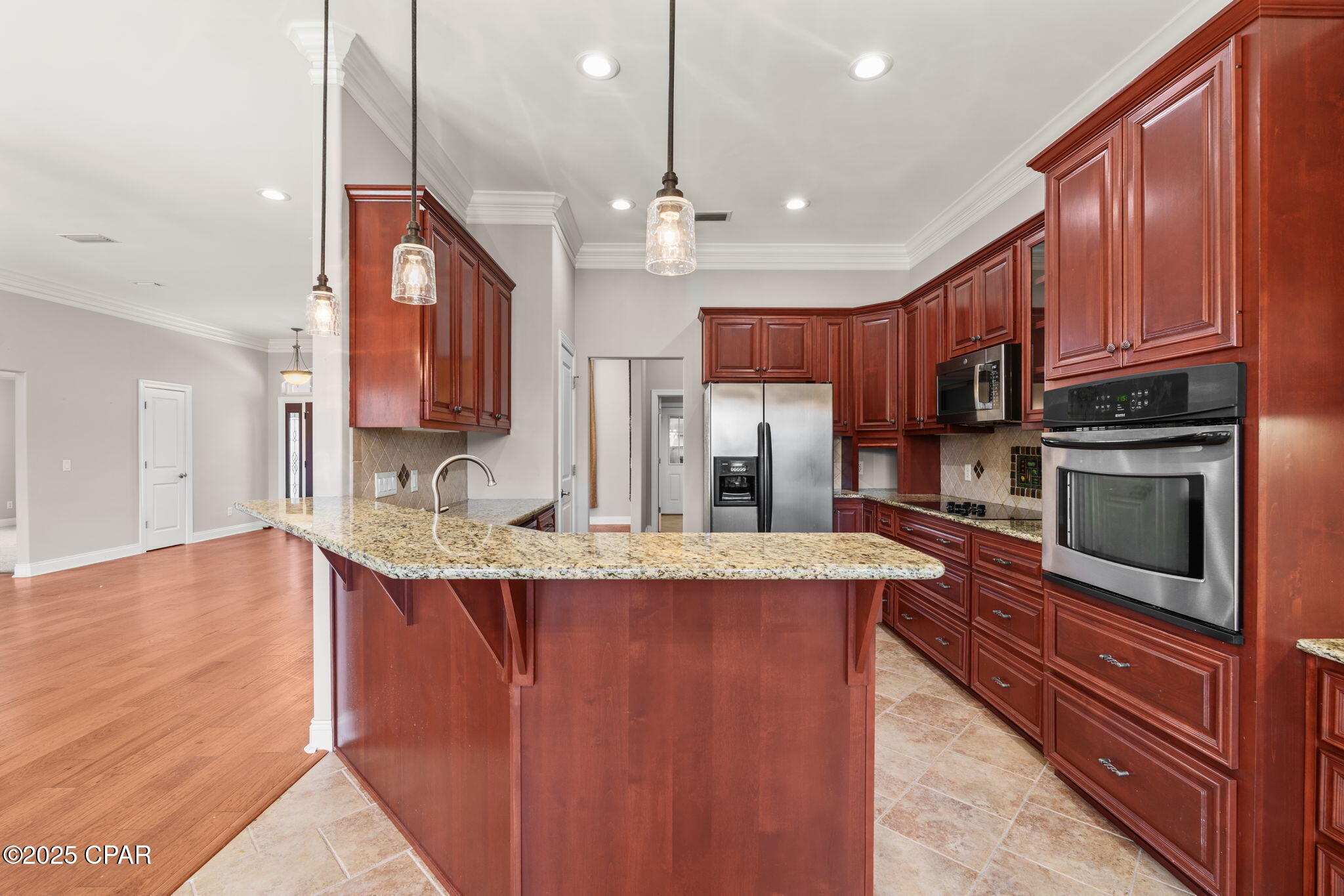 The Meadows & The Pointe - Residential