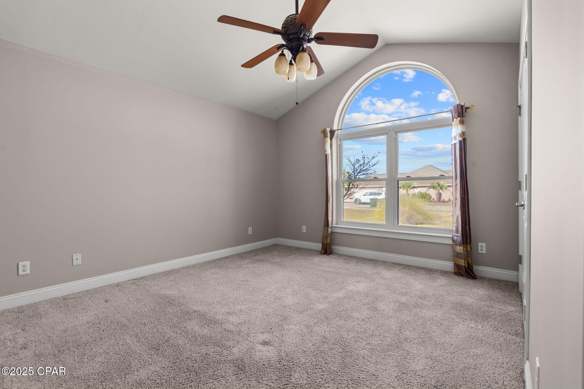 The Meadows & The Pointe - Residential