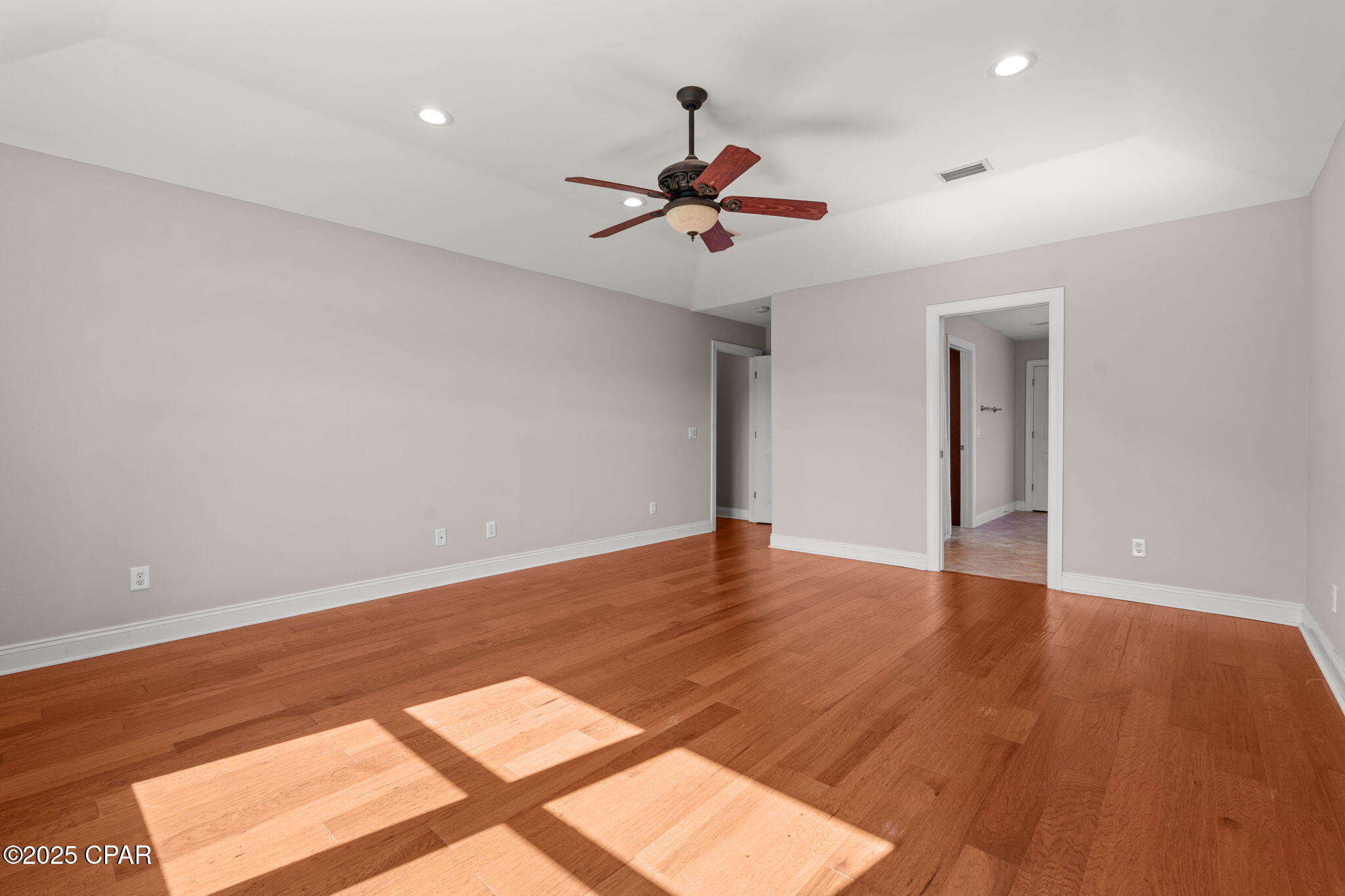 The Meadows & The Pointe - Residential