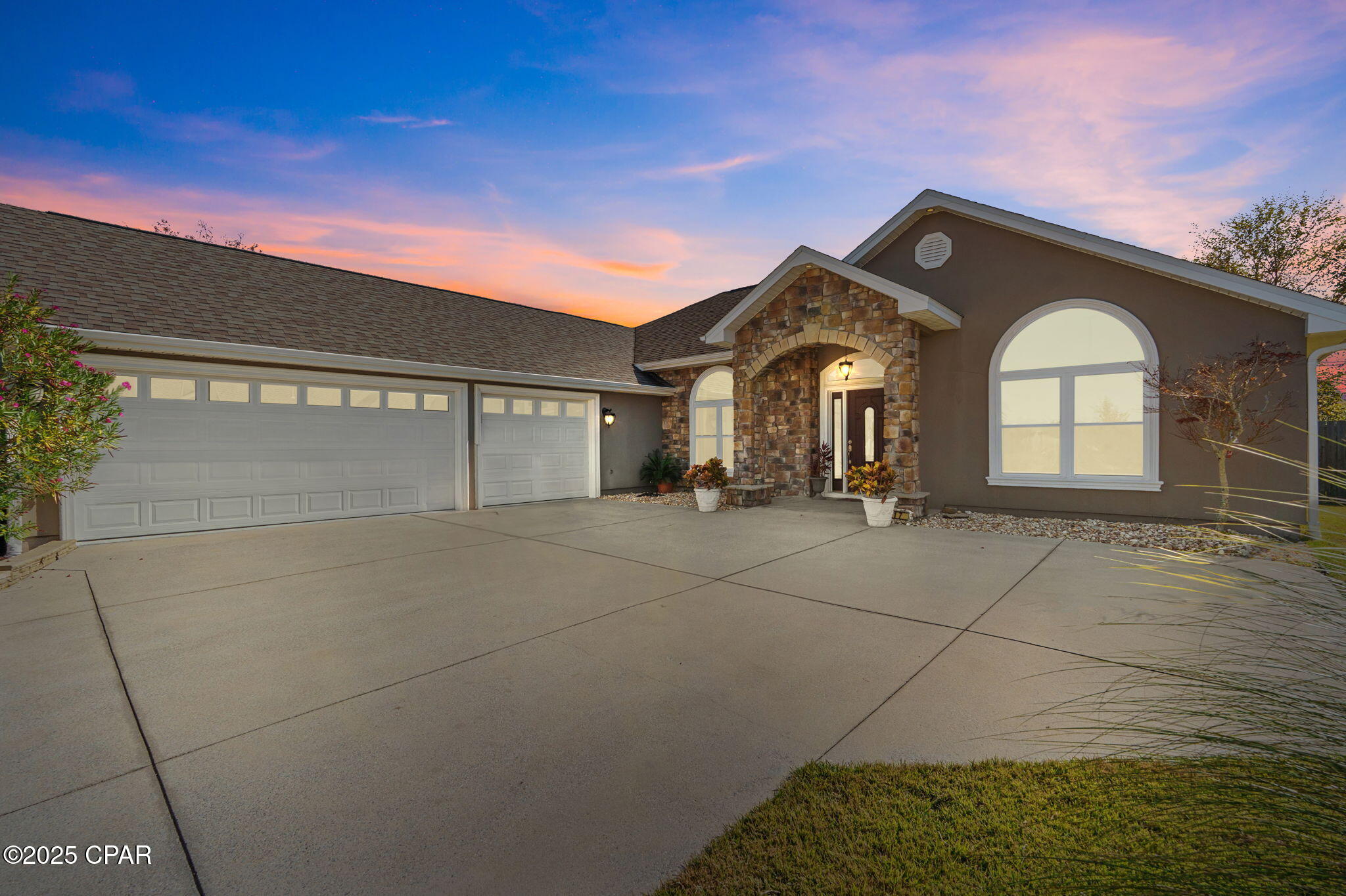 The Meadows & The Pointe - Residential