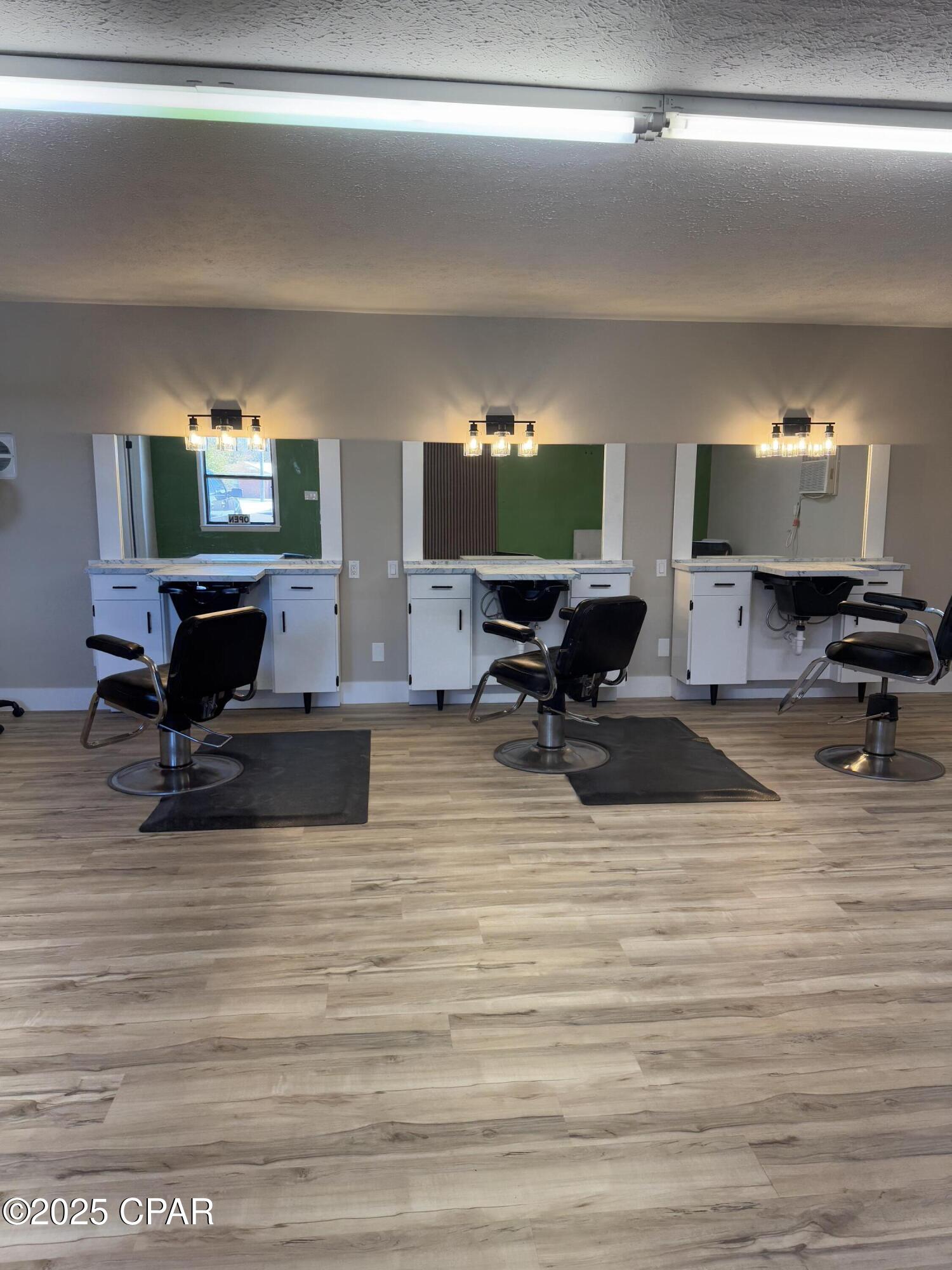 Cedar Grove Pk - Commercial Lease