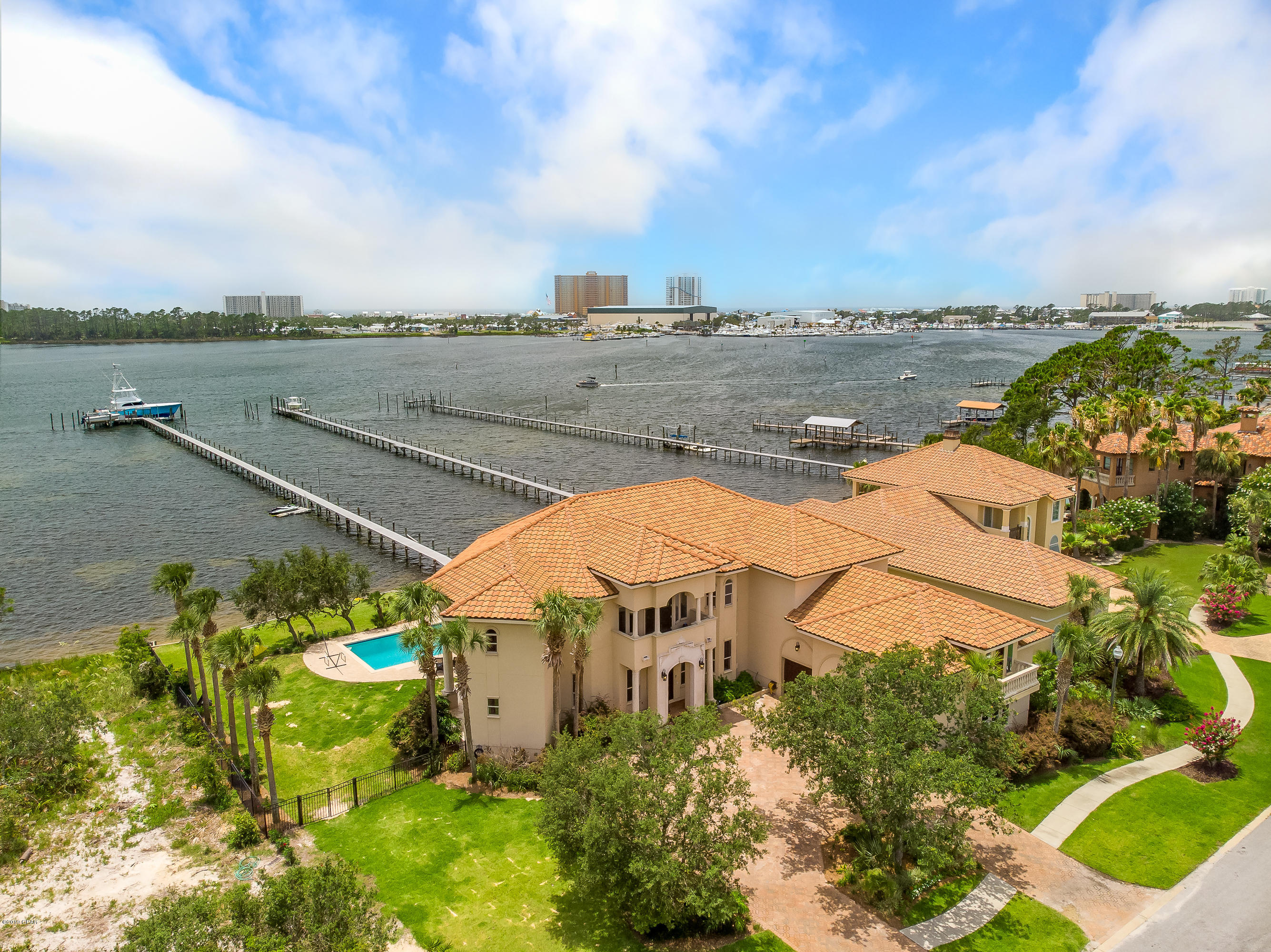 Finisterre - Residential