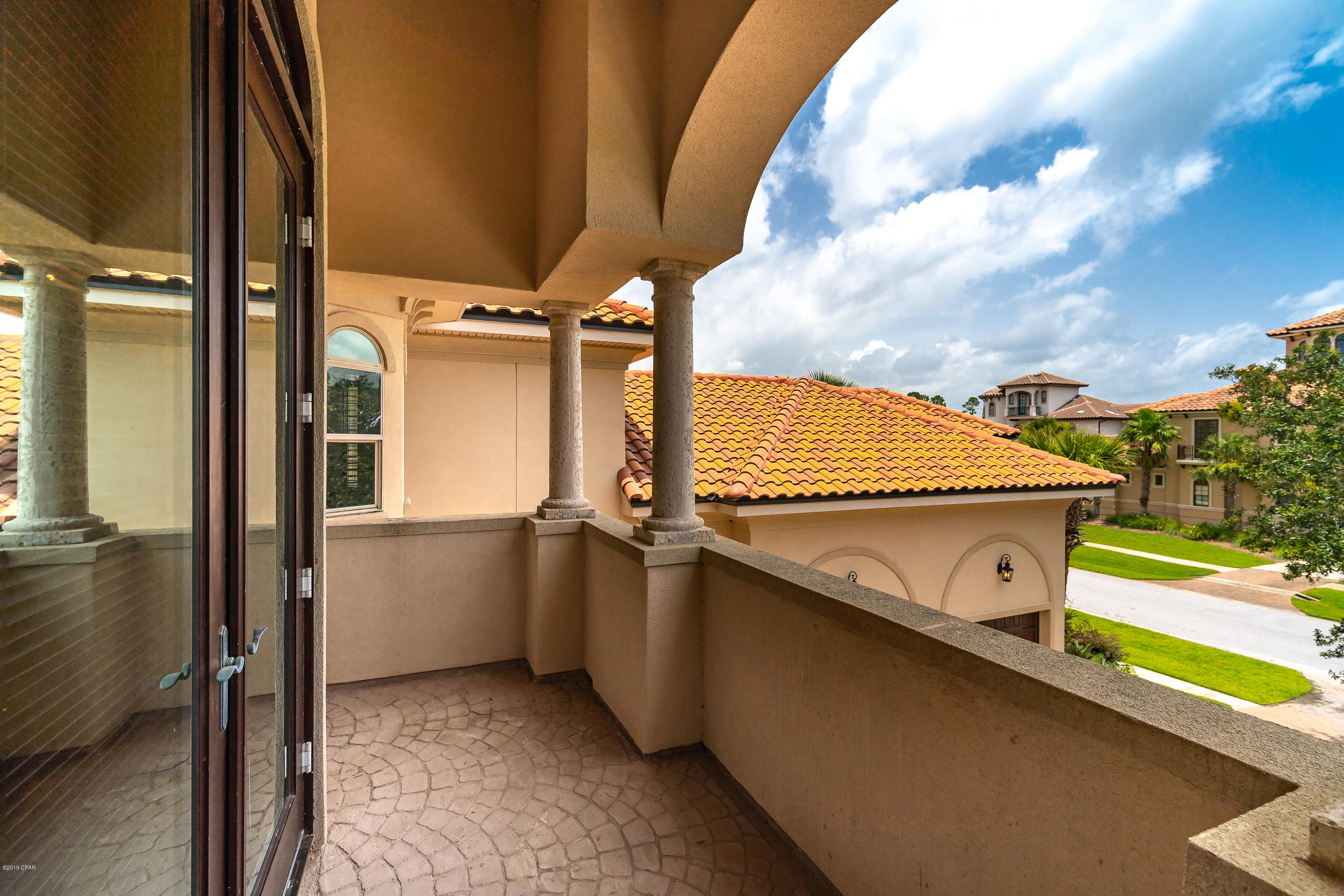 Finisterre - Residential