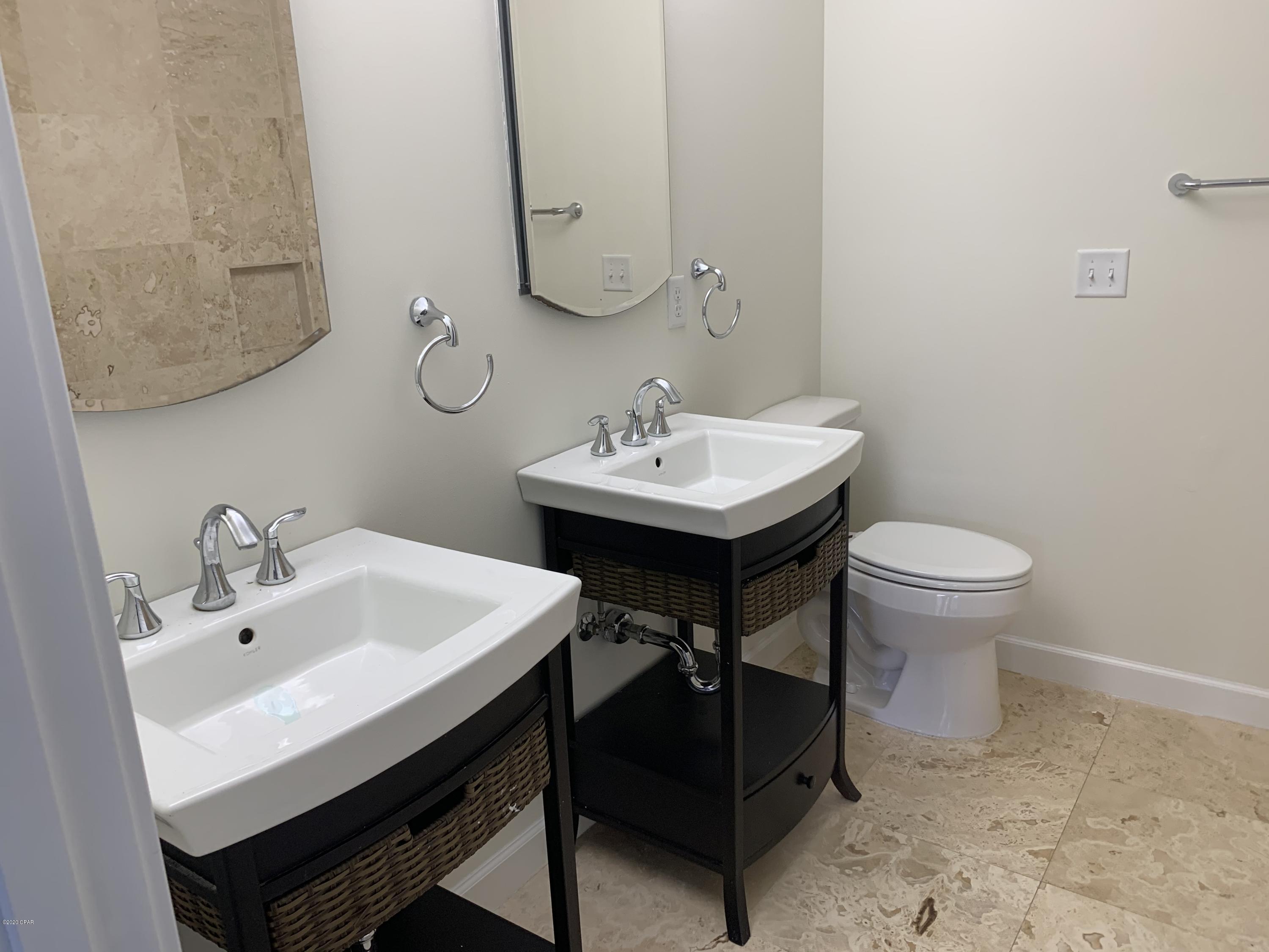 Kings Point Harbour U-I Replat - Residential Lease