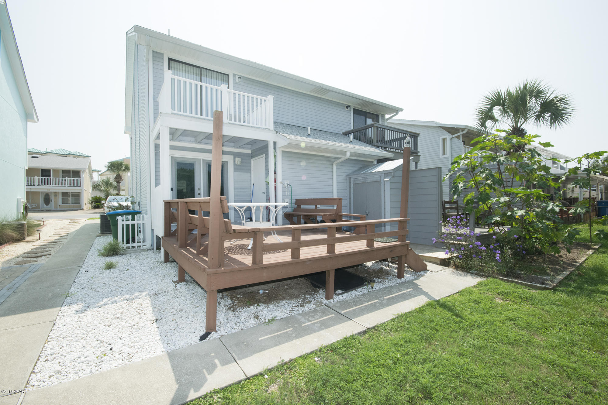 Villa Chateaus - Residential