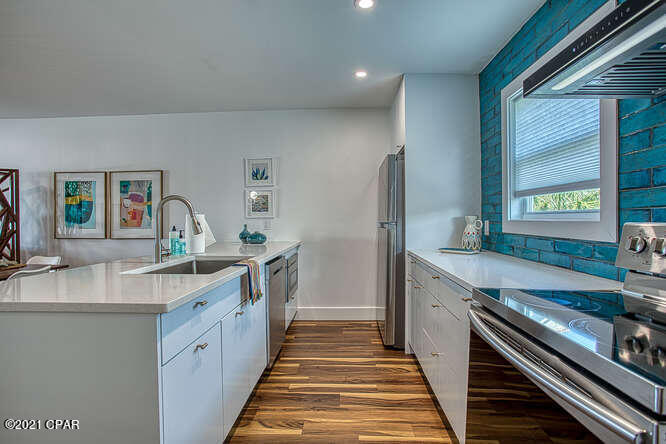 Shoreline Townhouses - Residential