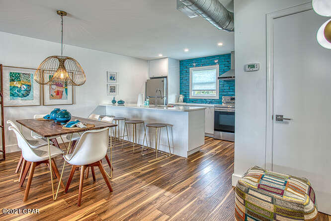 Shoreline Townhouses - Residential