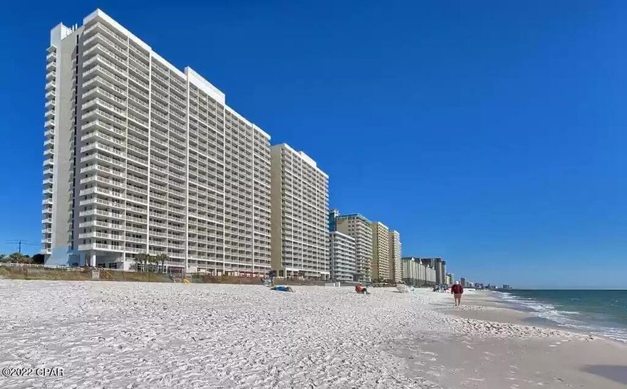 Beautiful Ocean Front Studio at Majestic Beach Resort! Perfect for romantic Getaway for 2, or a relaxing solo vacation on the beach. Big balcony overlooking the Gulf of Mexico, fully equipped kitchen, jetted tub, queen size bed and a small couch that turns into twin's sleeper. Studio conveniently located in the main Tower I of Majestic Beach Resort, that has Starbucks and H2O Cafe downstairs. Resort located in the heart of Panama City Beach with over 650 feet of beachfront on Gulf. 4 pools on property