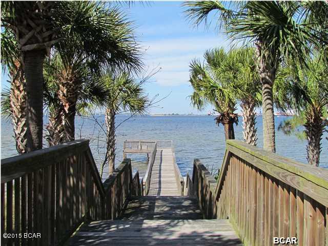 Magnolia Bay Club - Residential