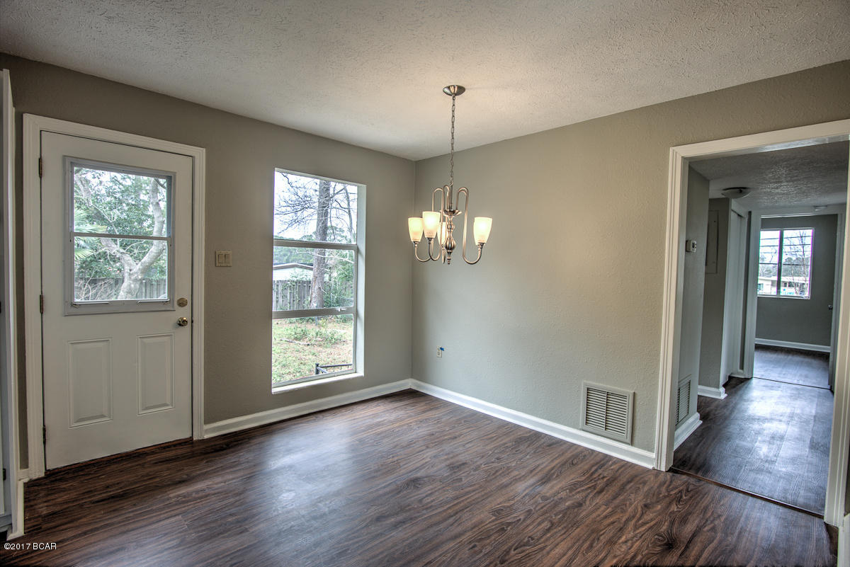 Forest Park 1st Add - Residential