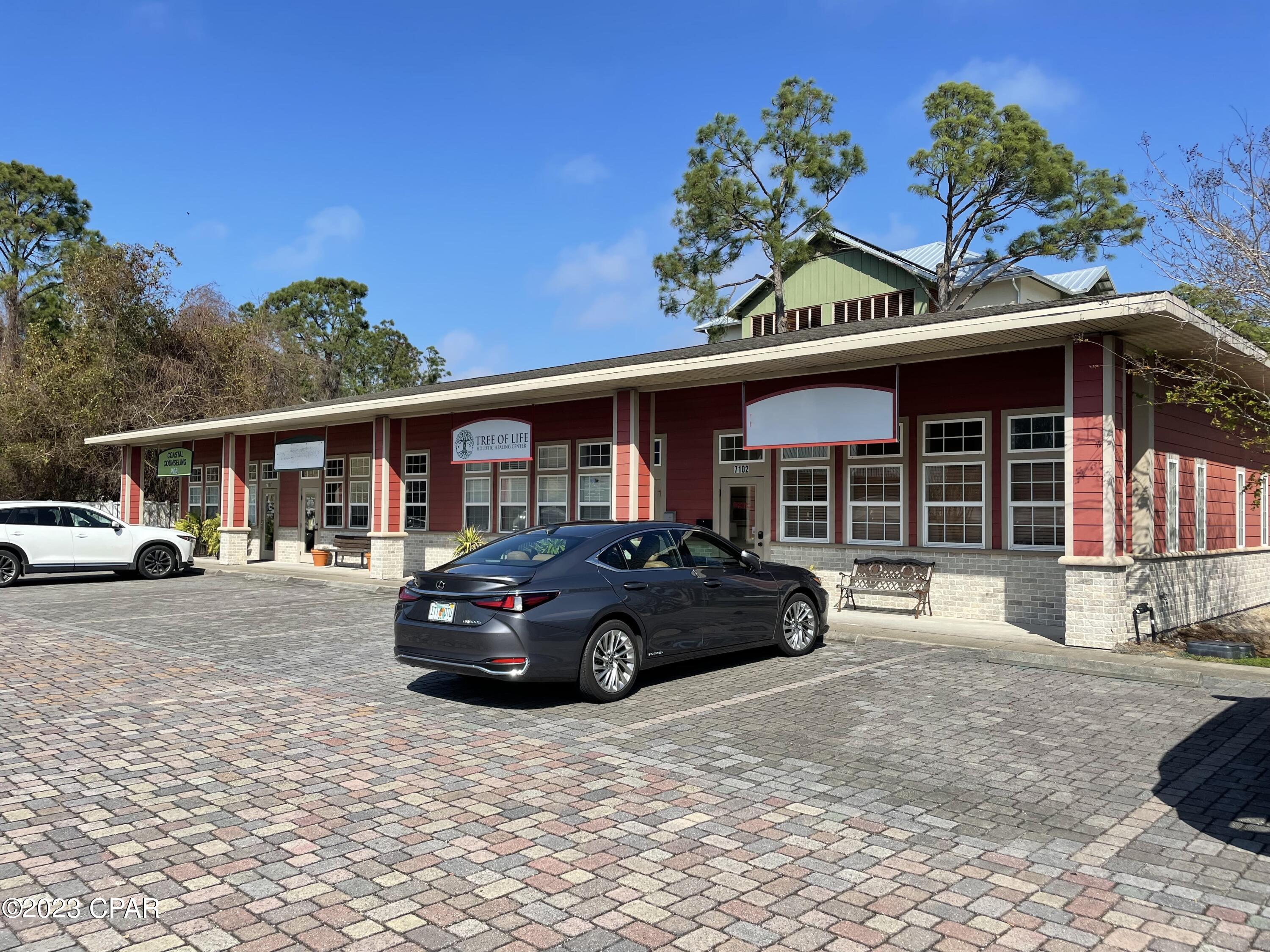 Thomas Drive Park U-1 - Commercial Lease