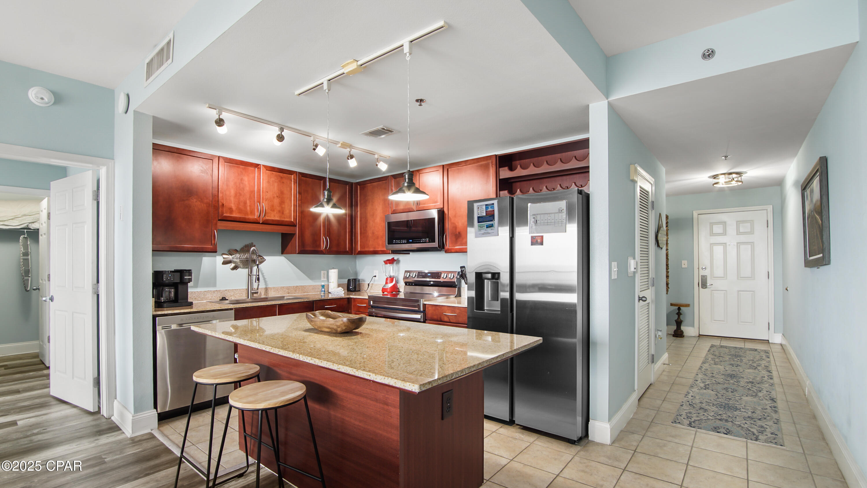 Laketown Wharf - Residential