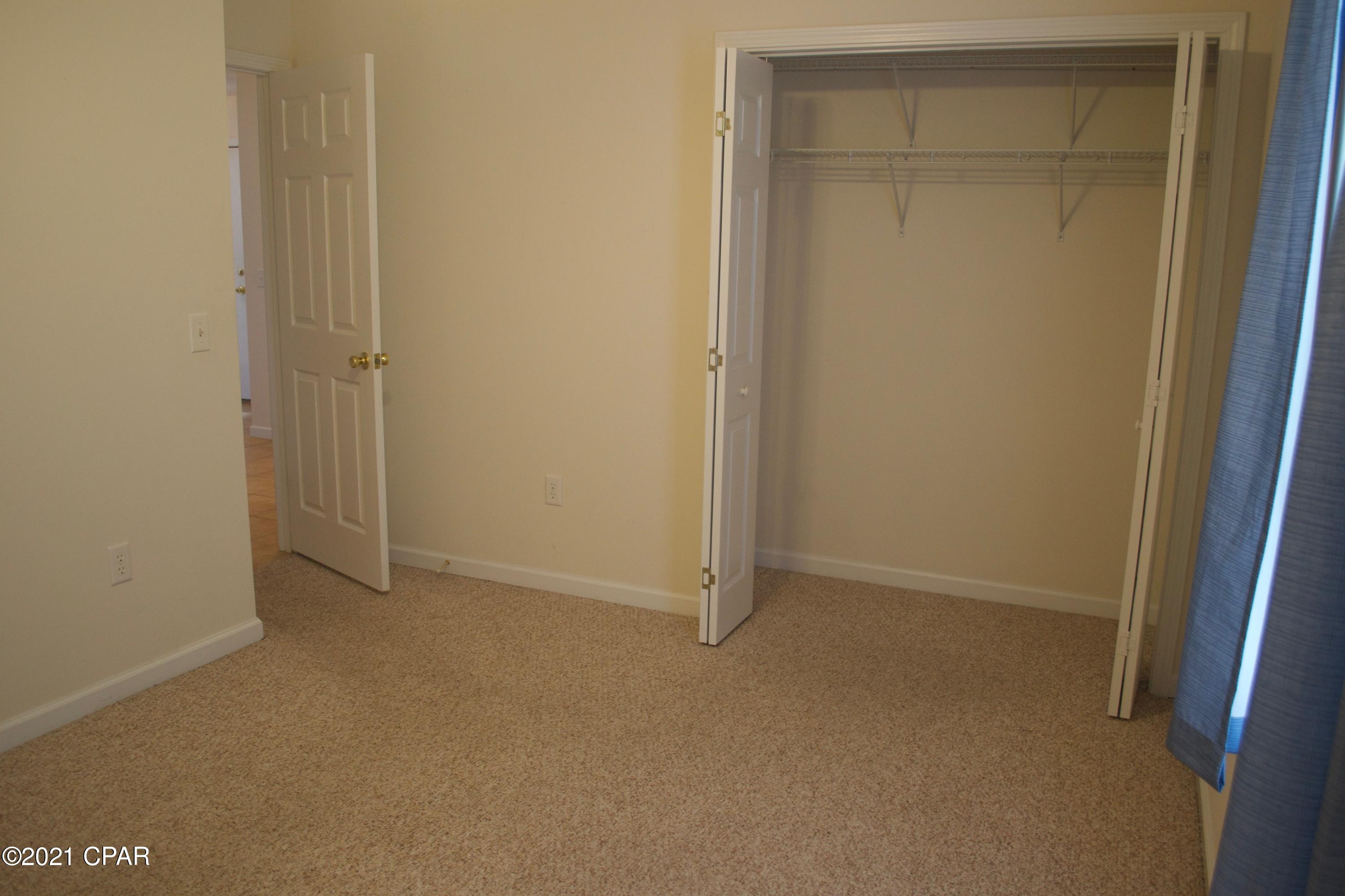 [No Recorded Subdiv] - Residential Lease