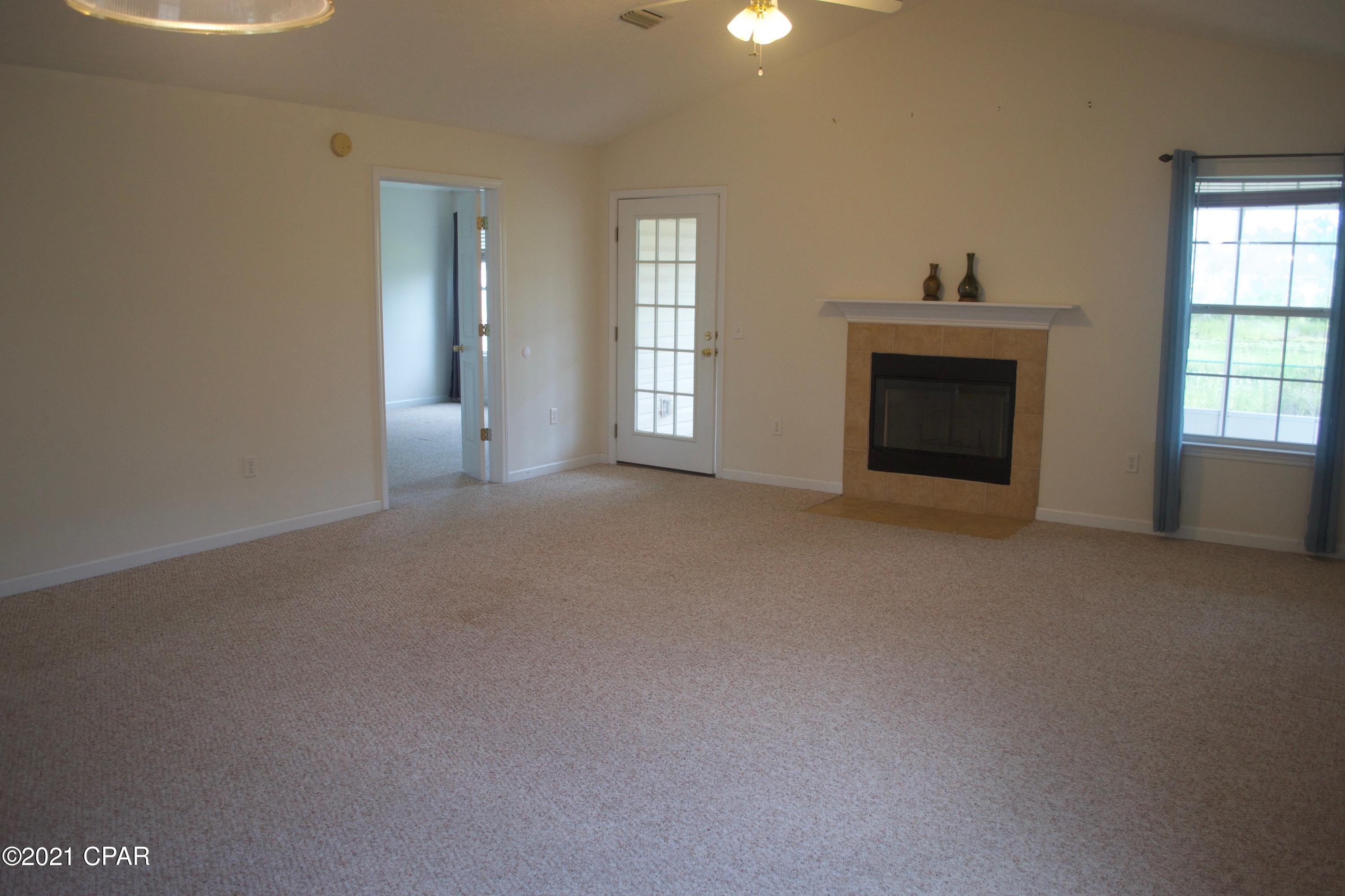 [No Recorded Subdiv] - Residential Lease