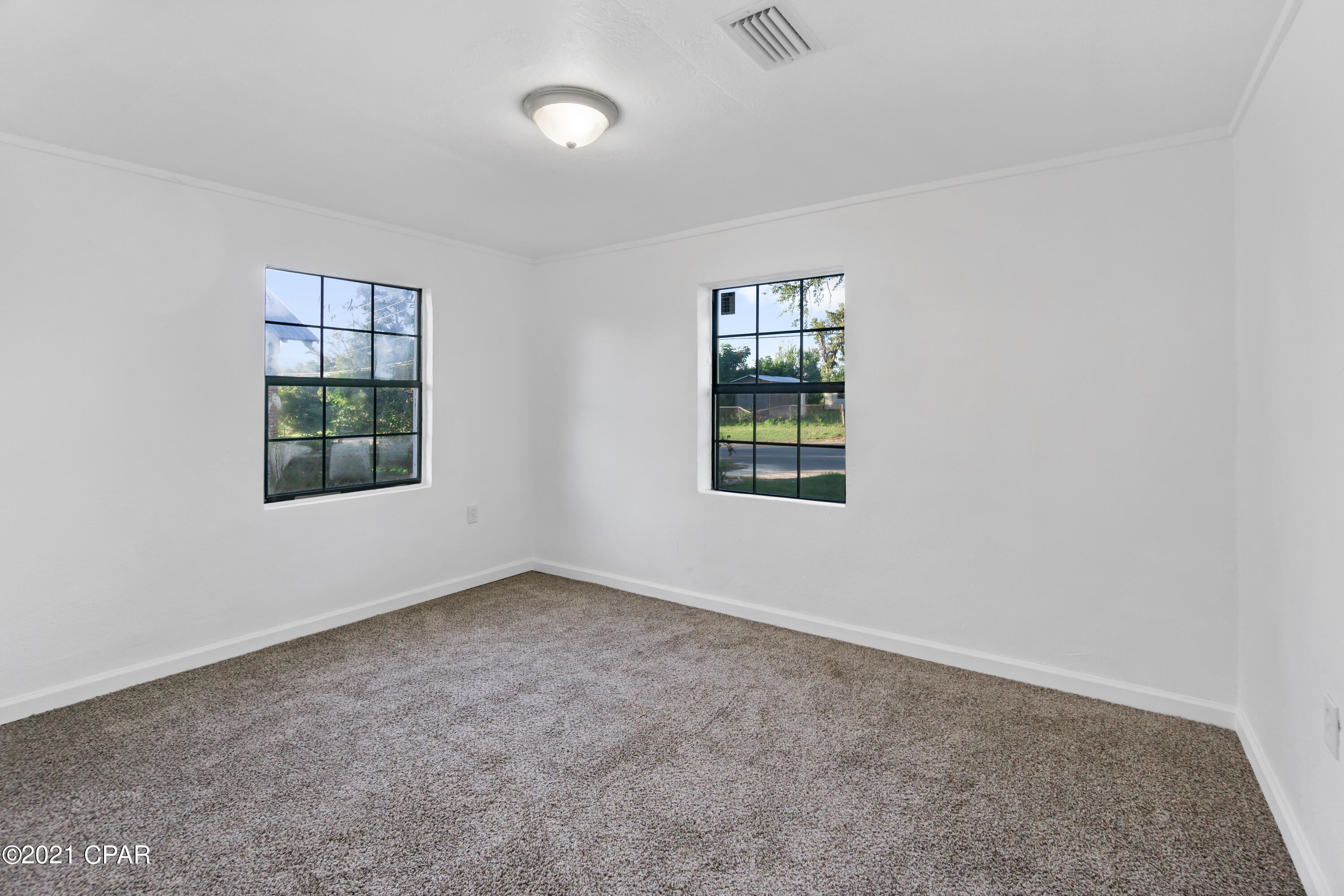 Miltonia & South Marianna - Residential