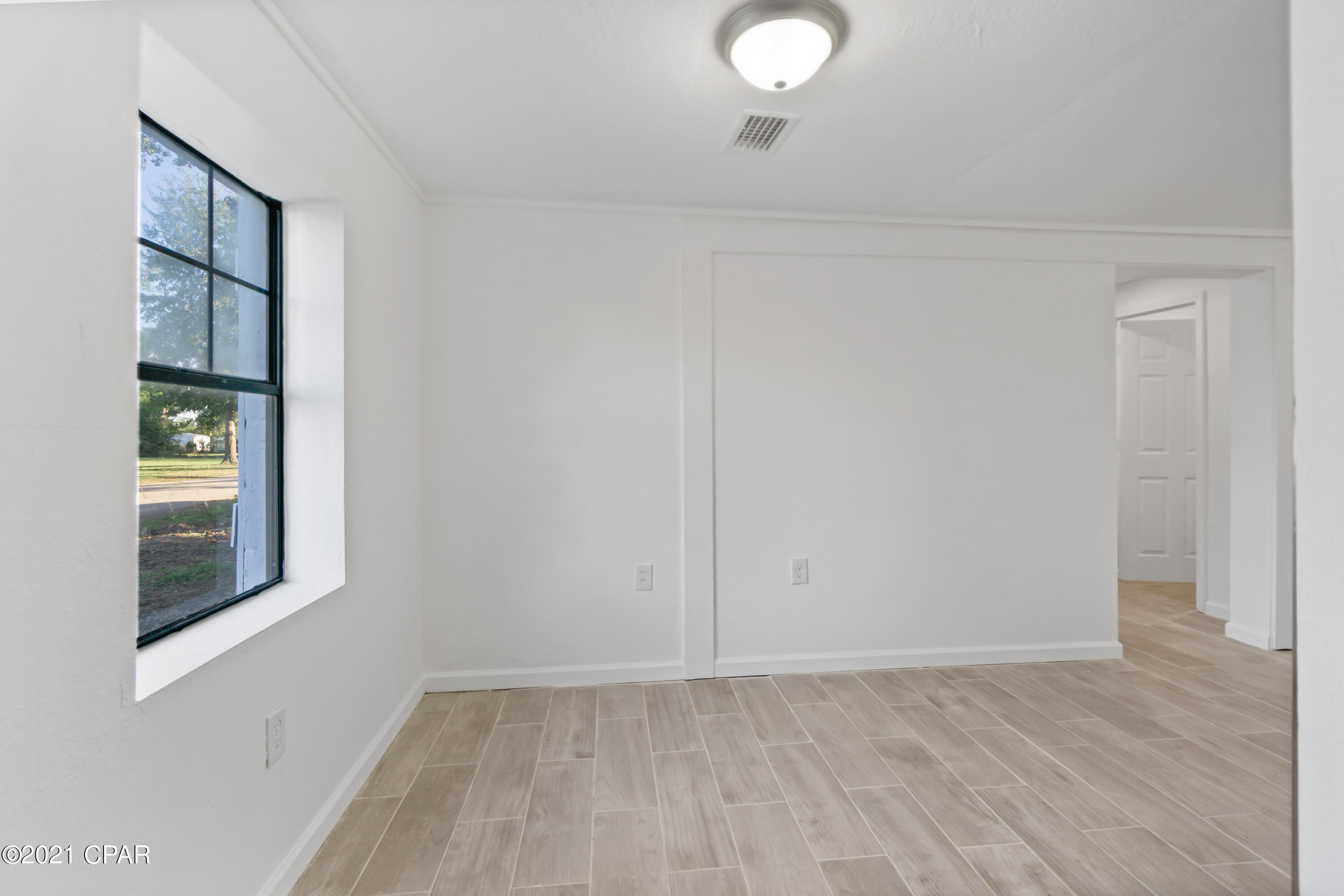 Miltonia & South Marianna - Residential