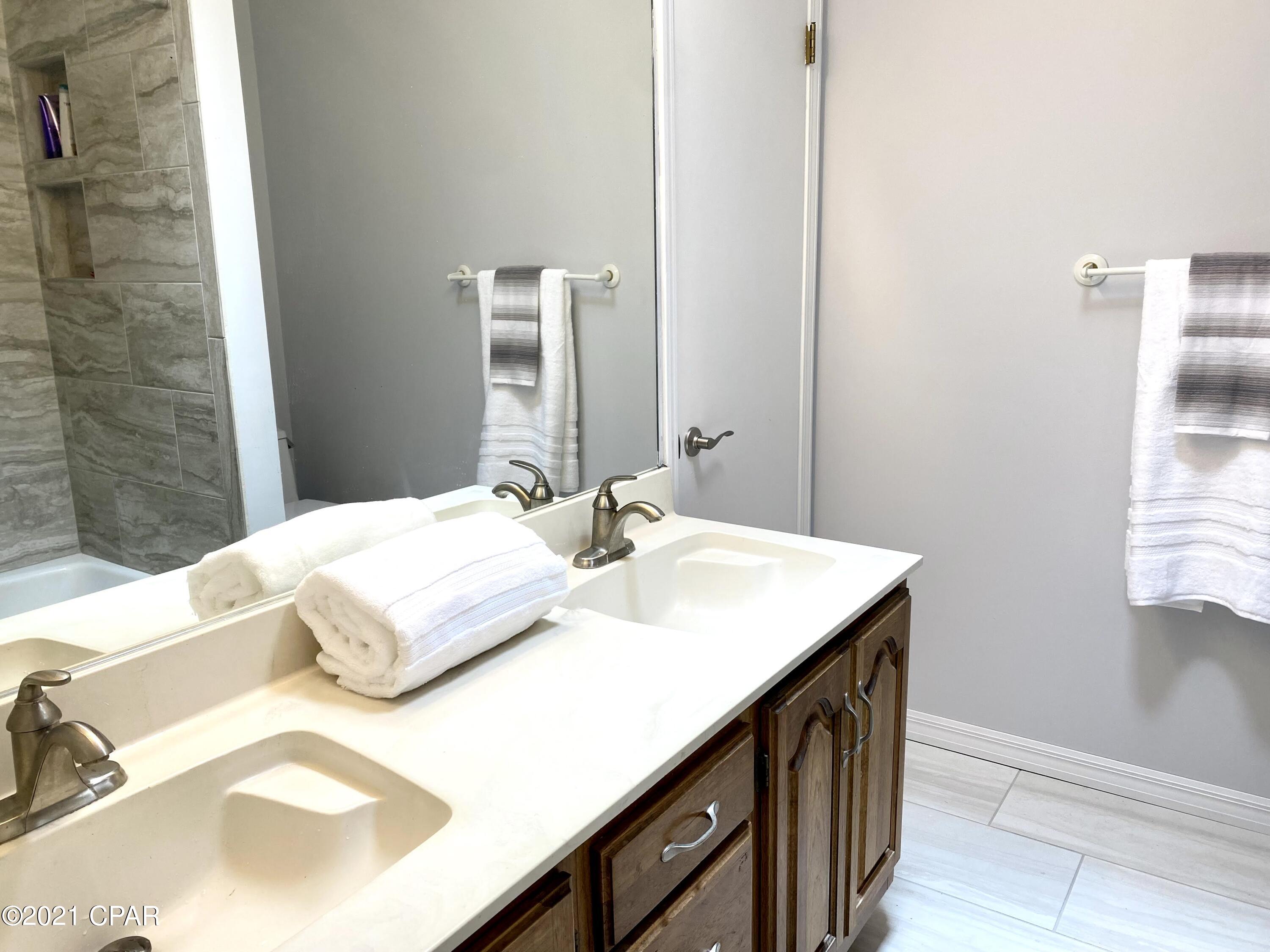 Kings Point Harbour Unit 2 - Residential