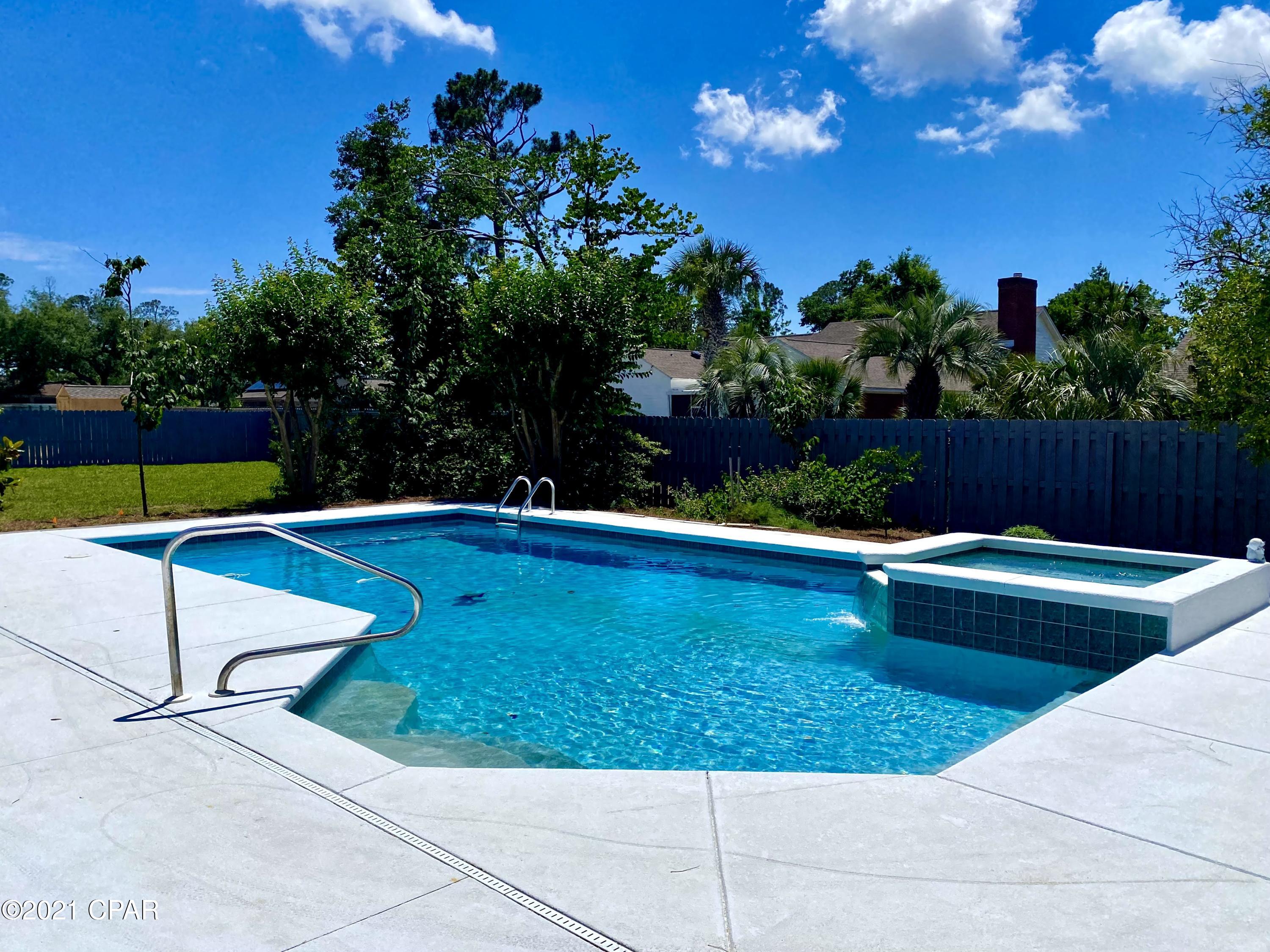 Kings Point Harbour Unit 2 - Residential