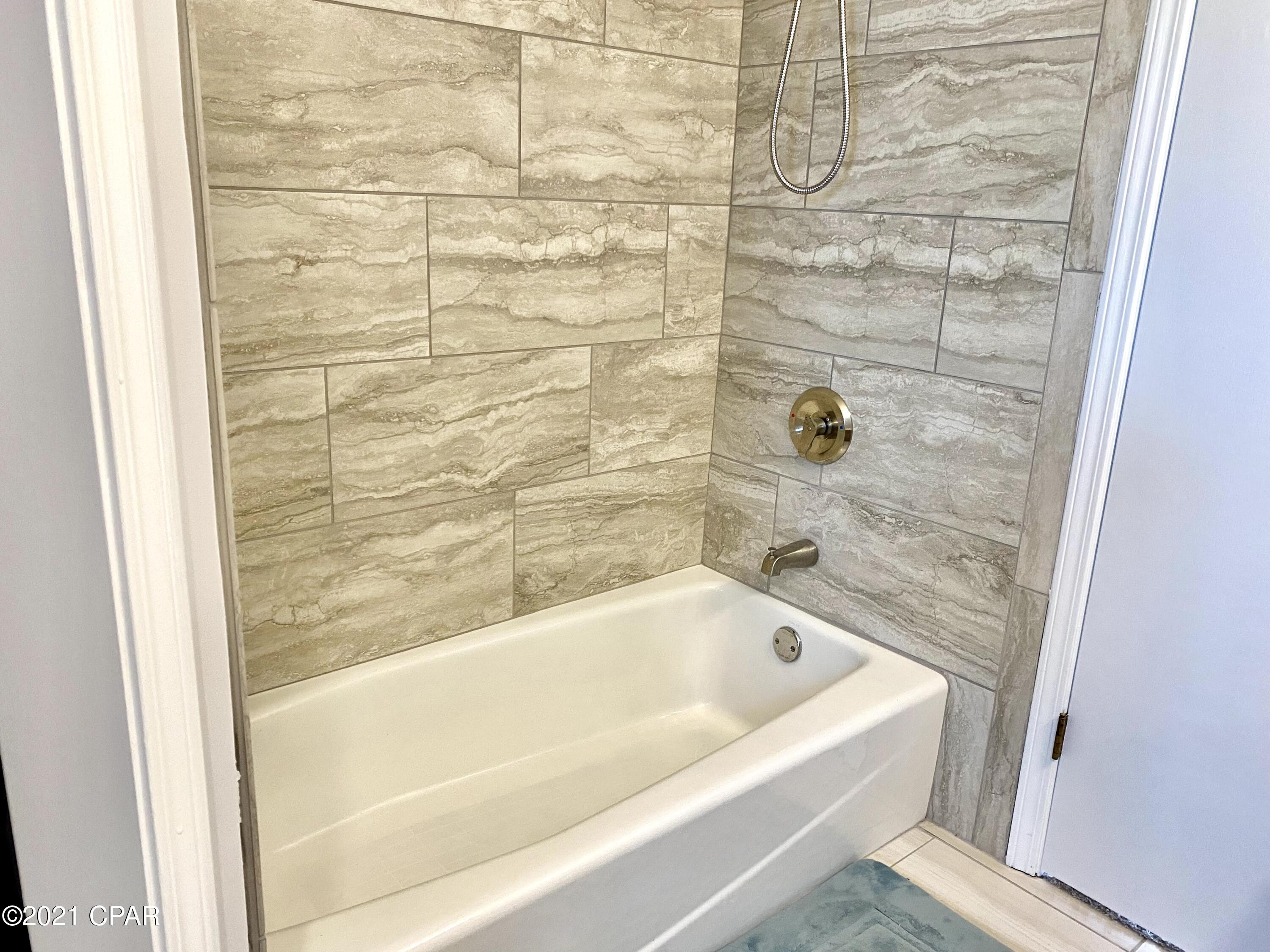 Kings Point Harbour Unit 2 - Residential