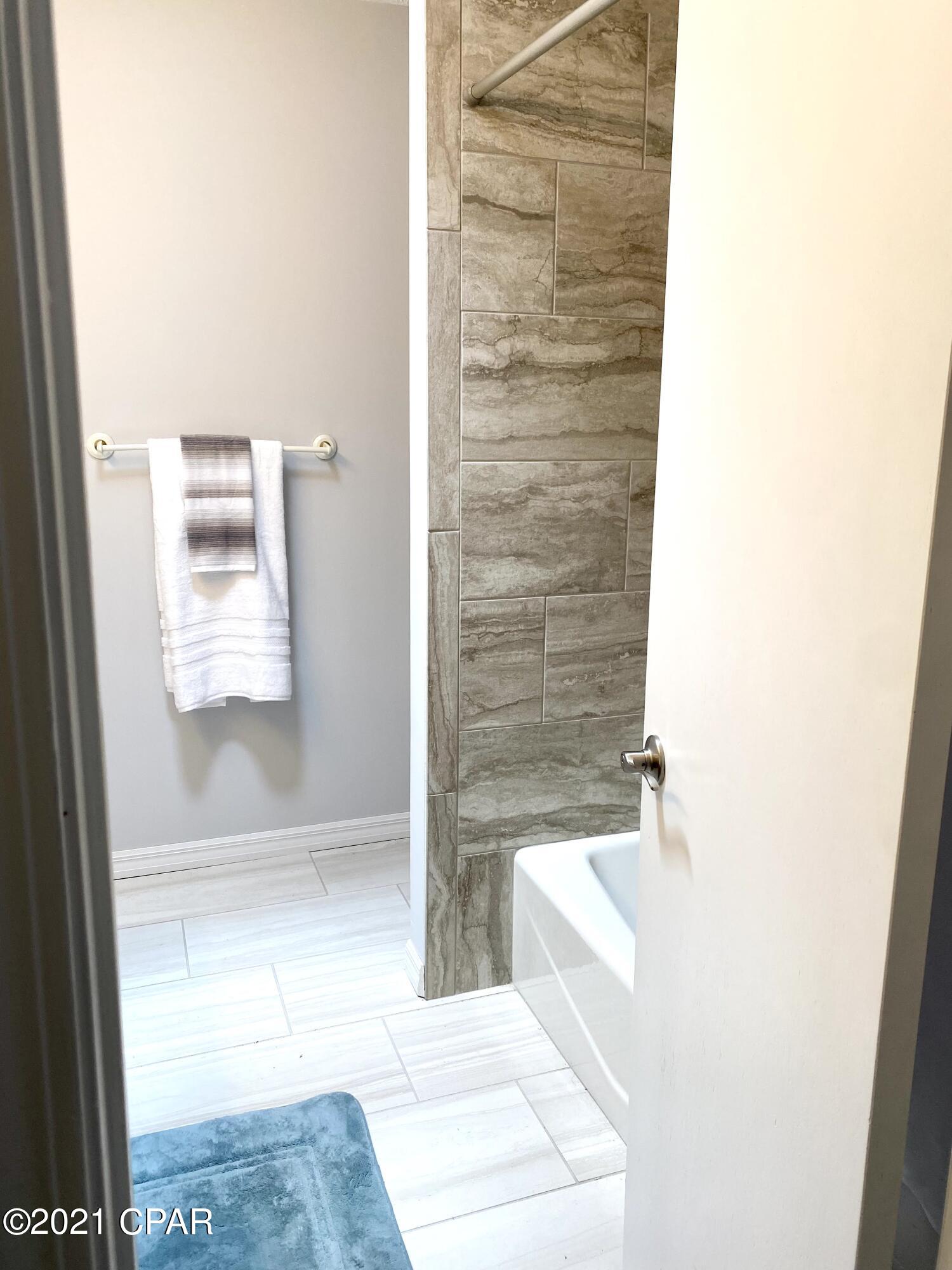 Kings Point Harbour Unit 2 - Residential