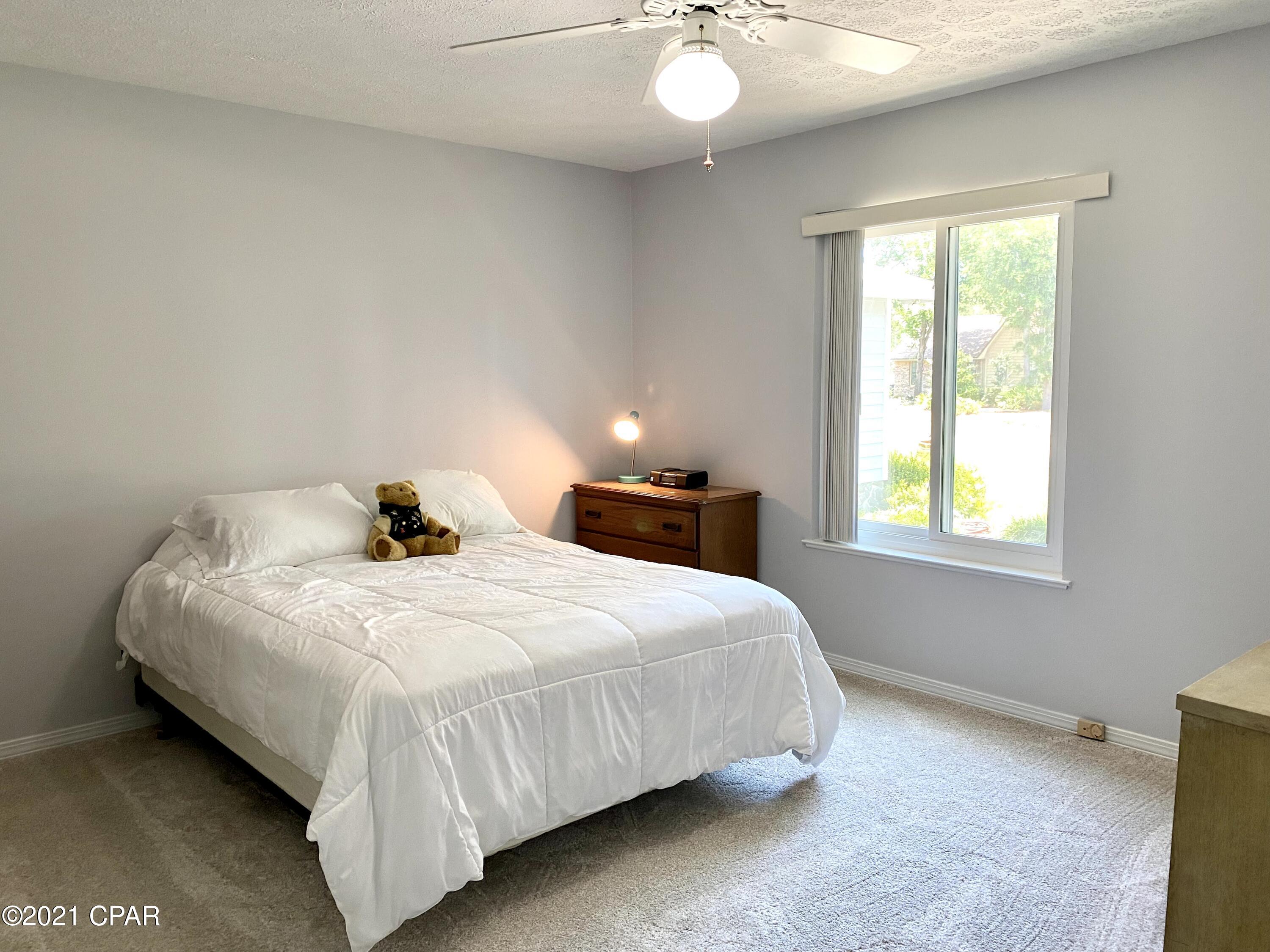 Kings Point Harbour Unit 2 - Residential