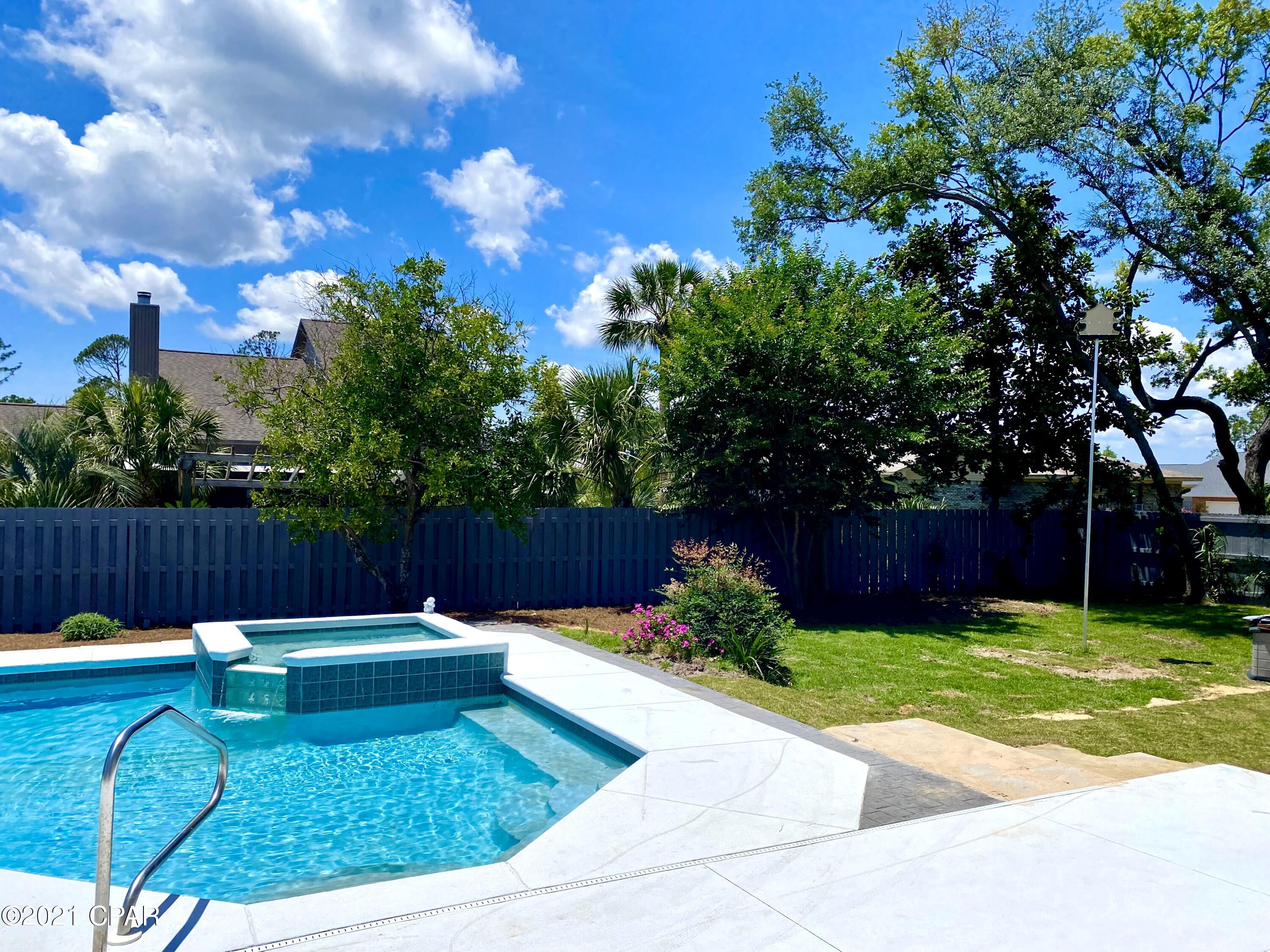 Kings Point Harbour Unit 2 - Residential