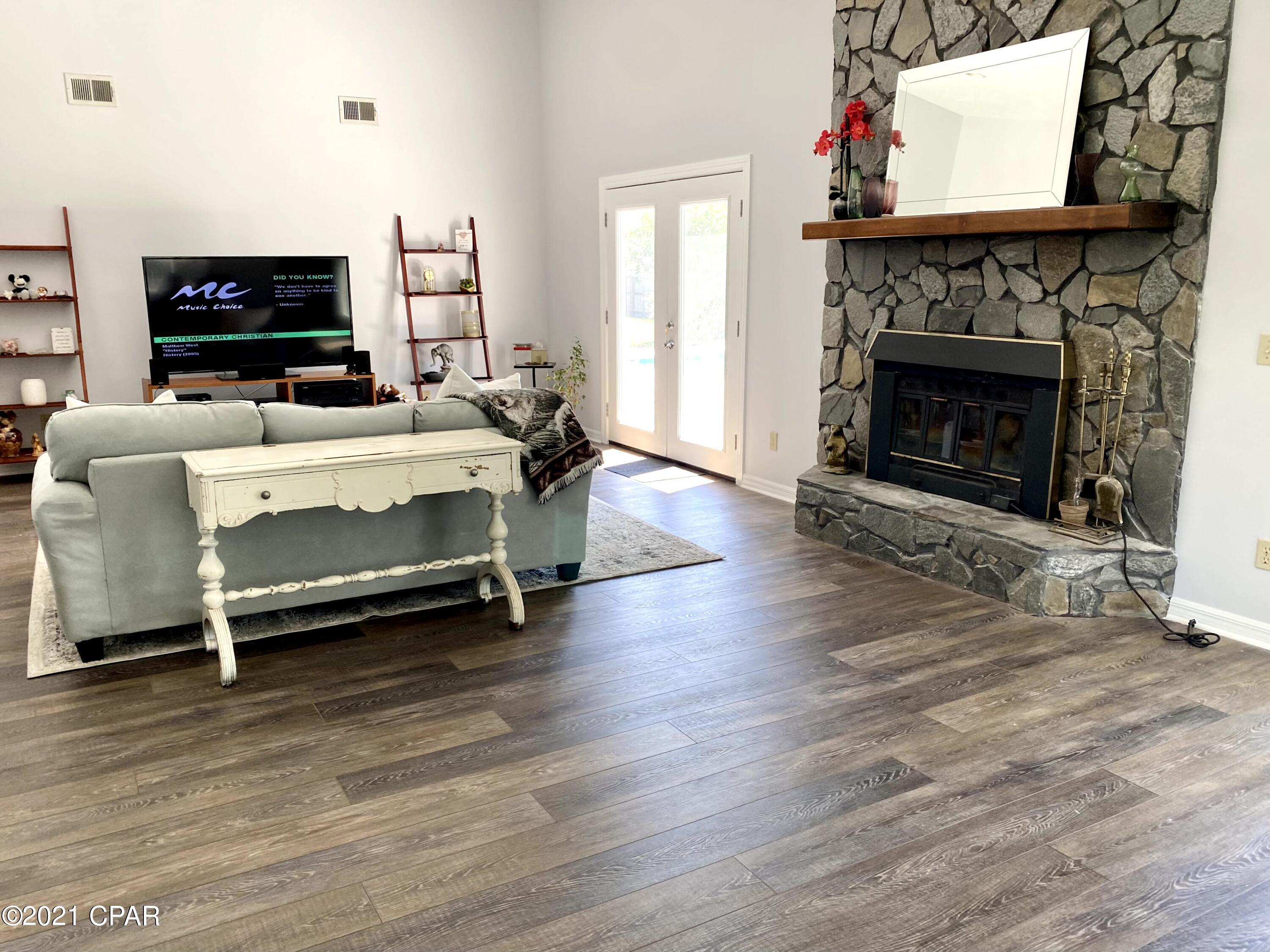 Kings Point Harbour Unit 2 - Residential