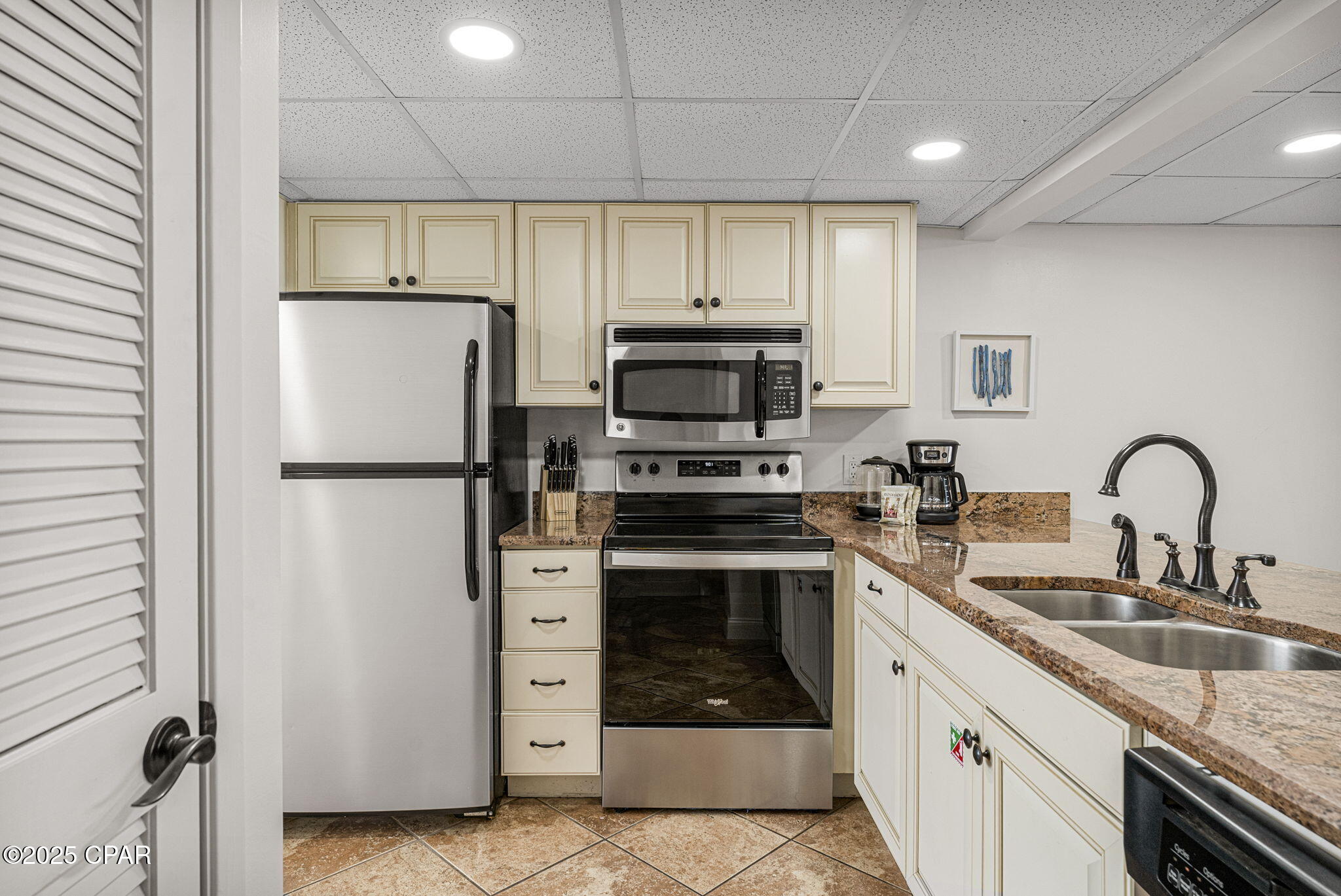 Edgewater Tower III - Residential