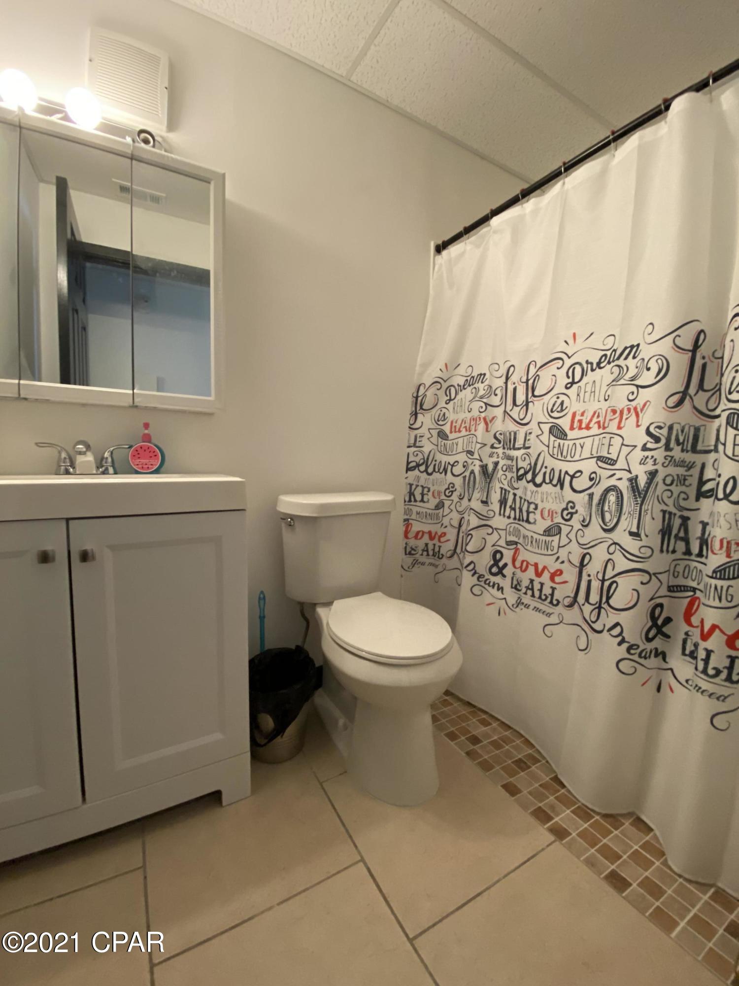 Bay Club Condo Ph 1 - Residential