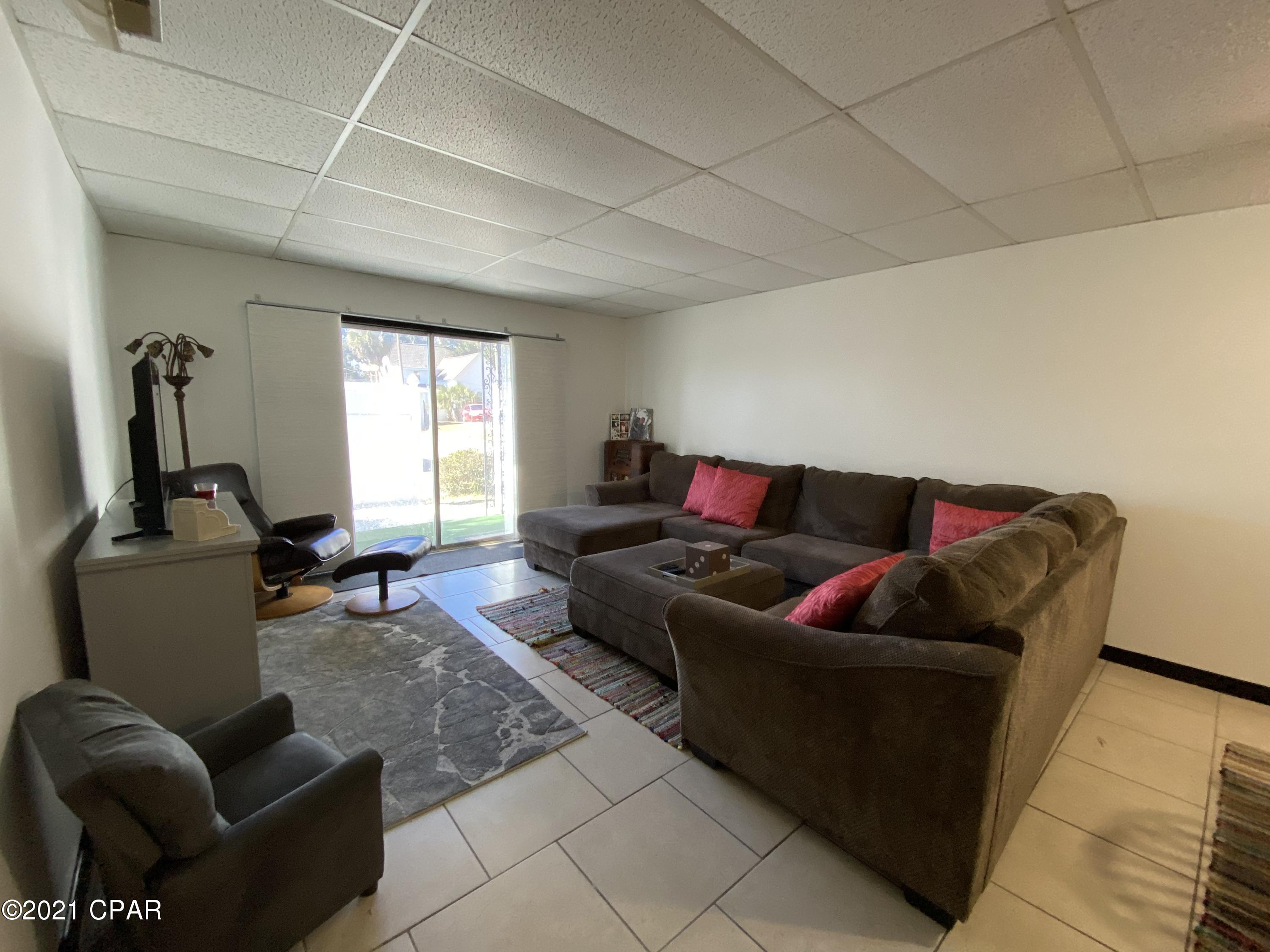 Bay Club Condo Ph 1 - Residential