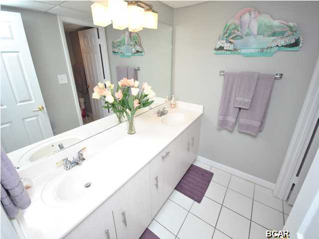 Long Beach Towers II - Residential