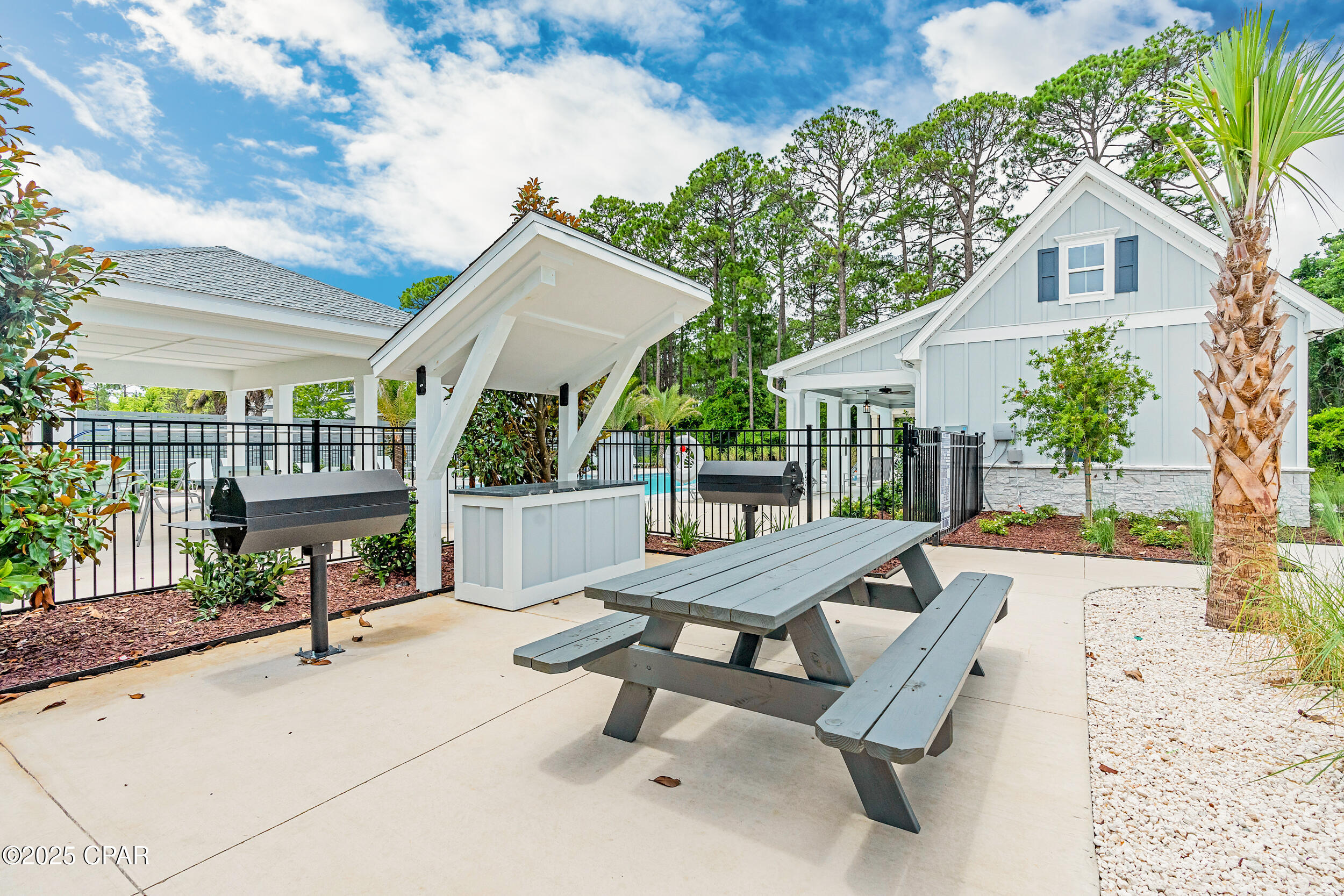 Colonial Landing - Residential