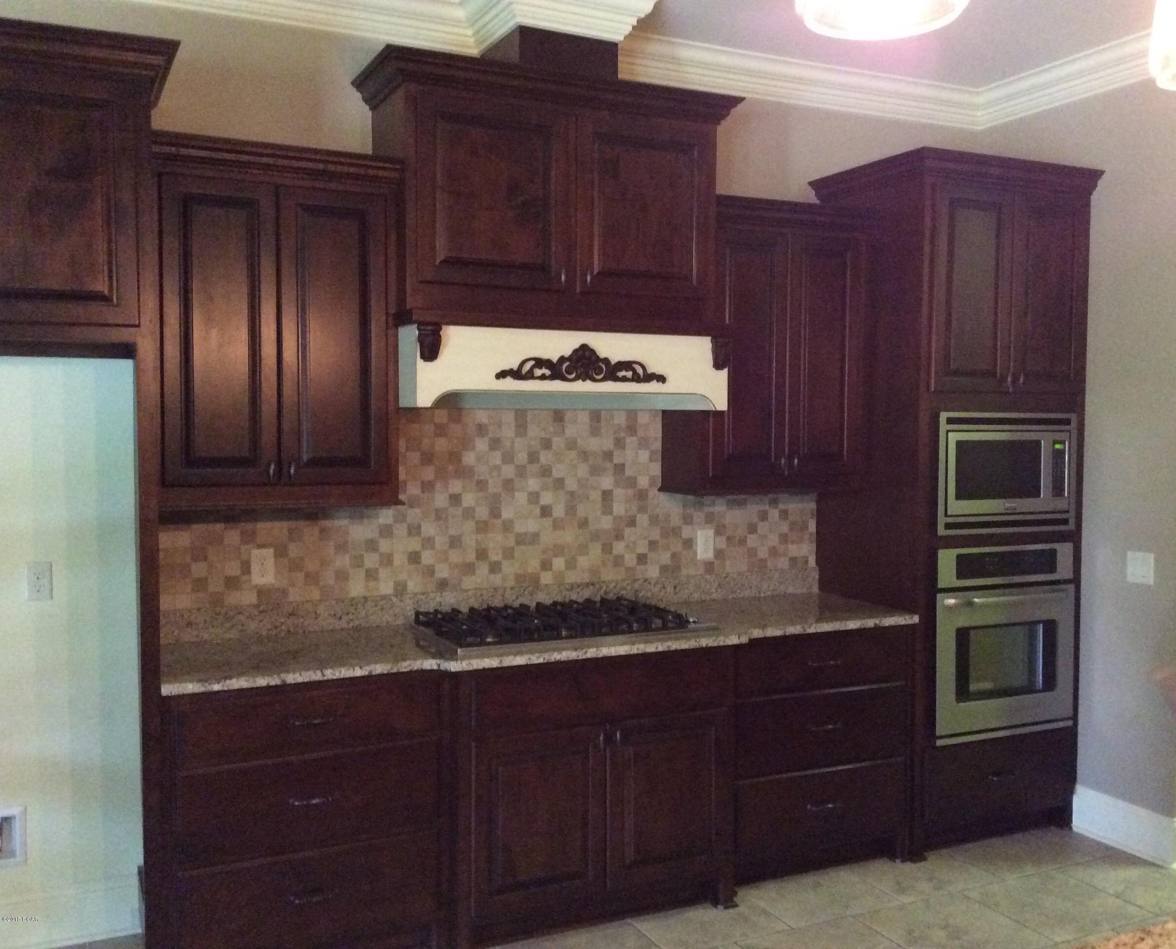 College Oaks - Residential