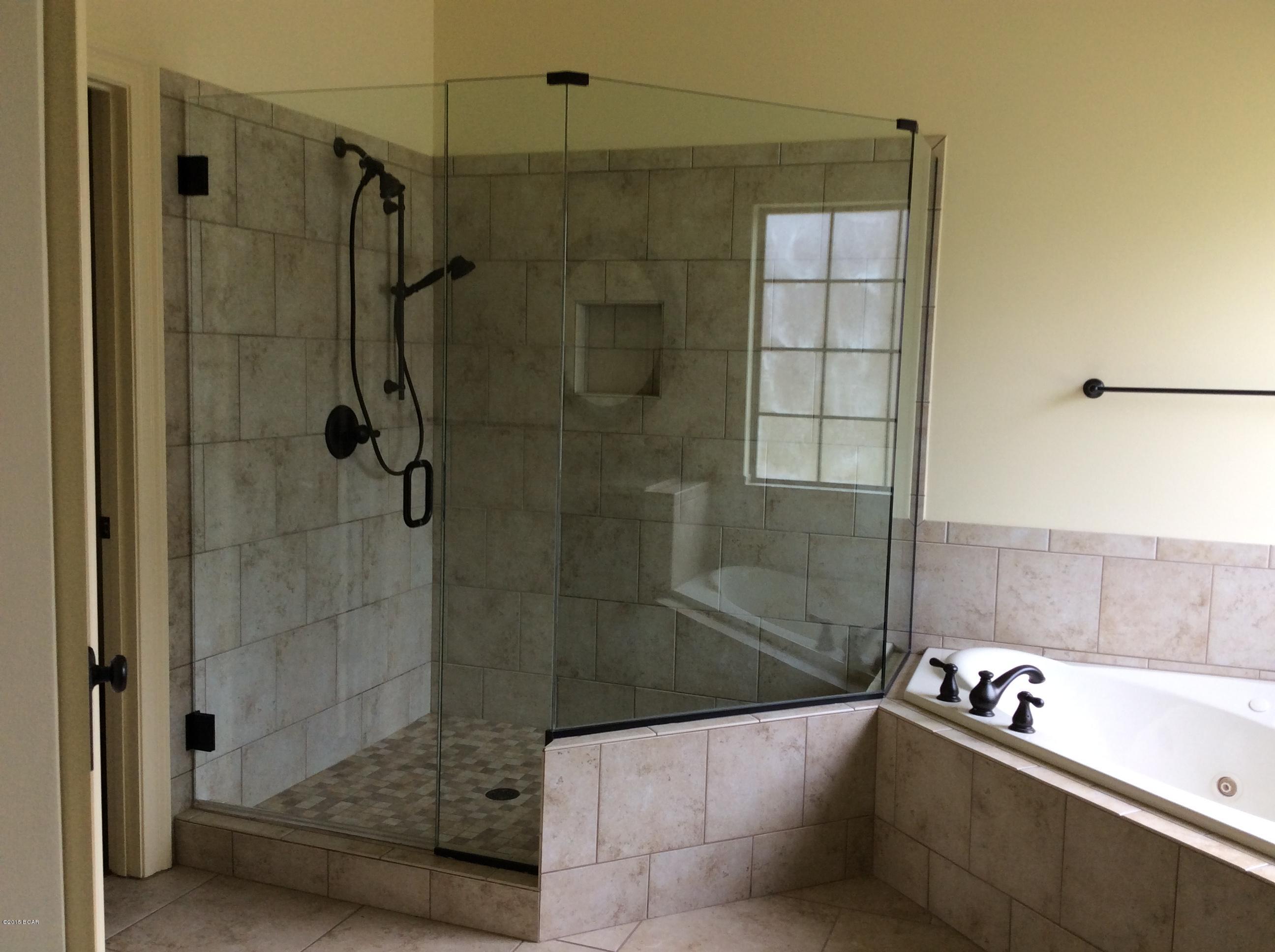 College Oaks - Residential