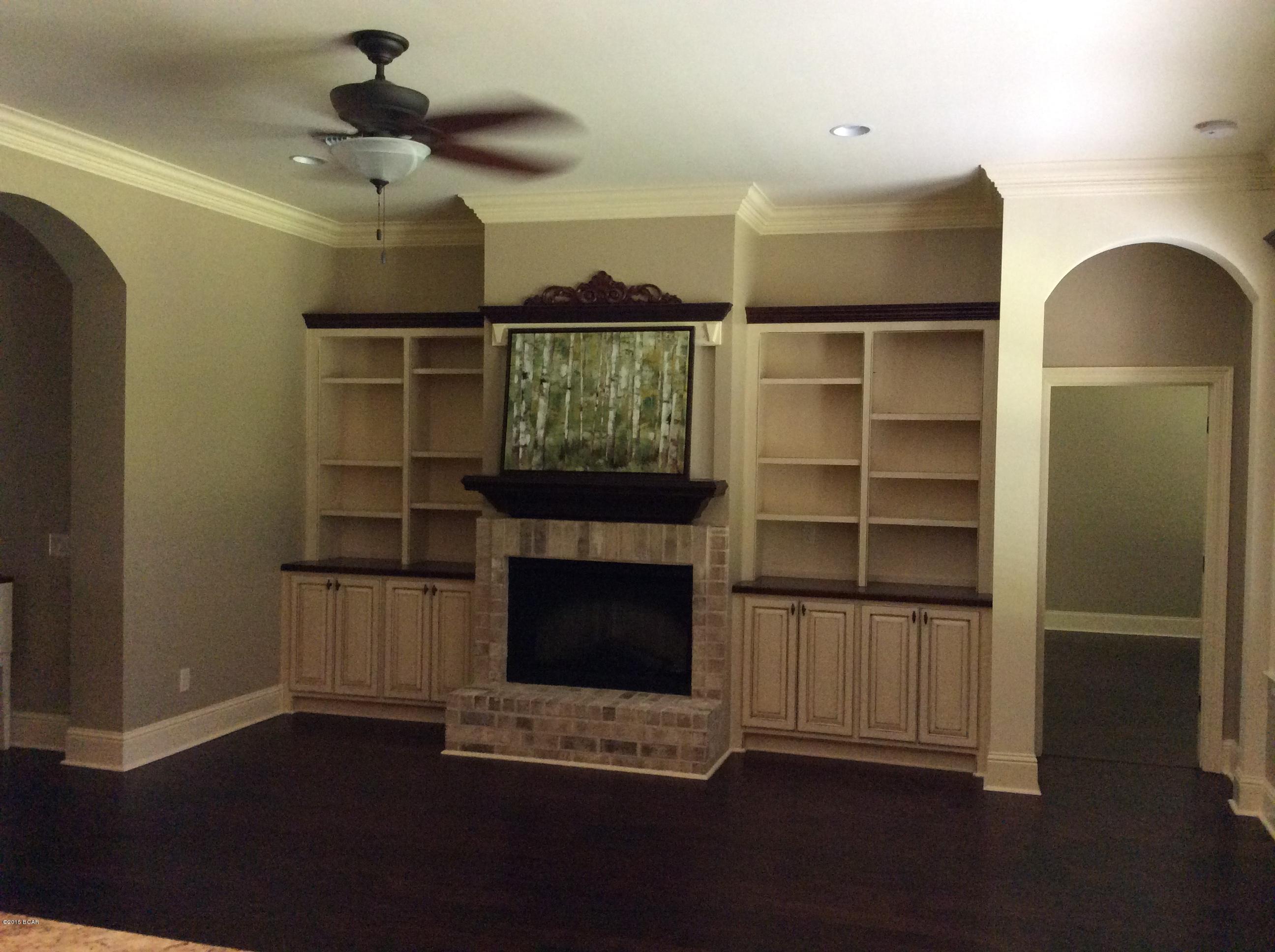 College Oaks - Residential