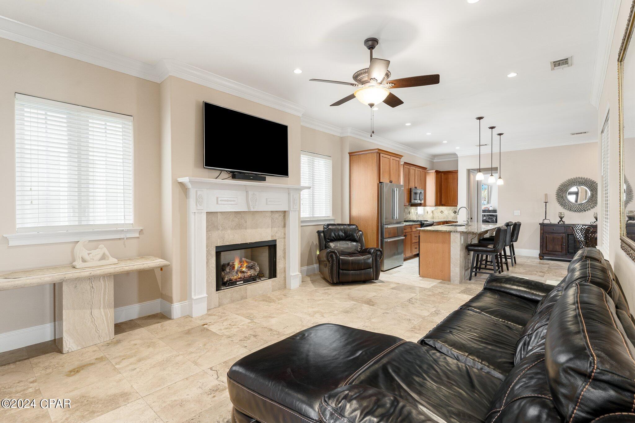 Magnolia Bay Club - Residential