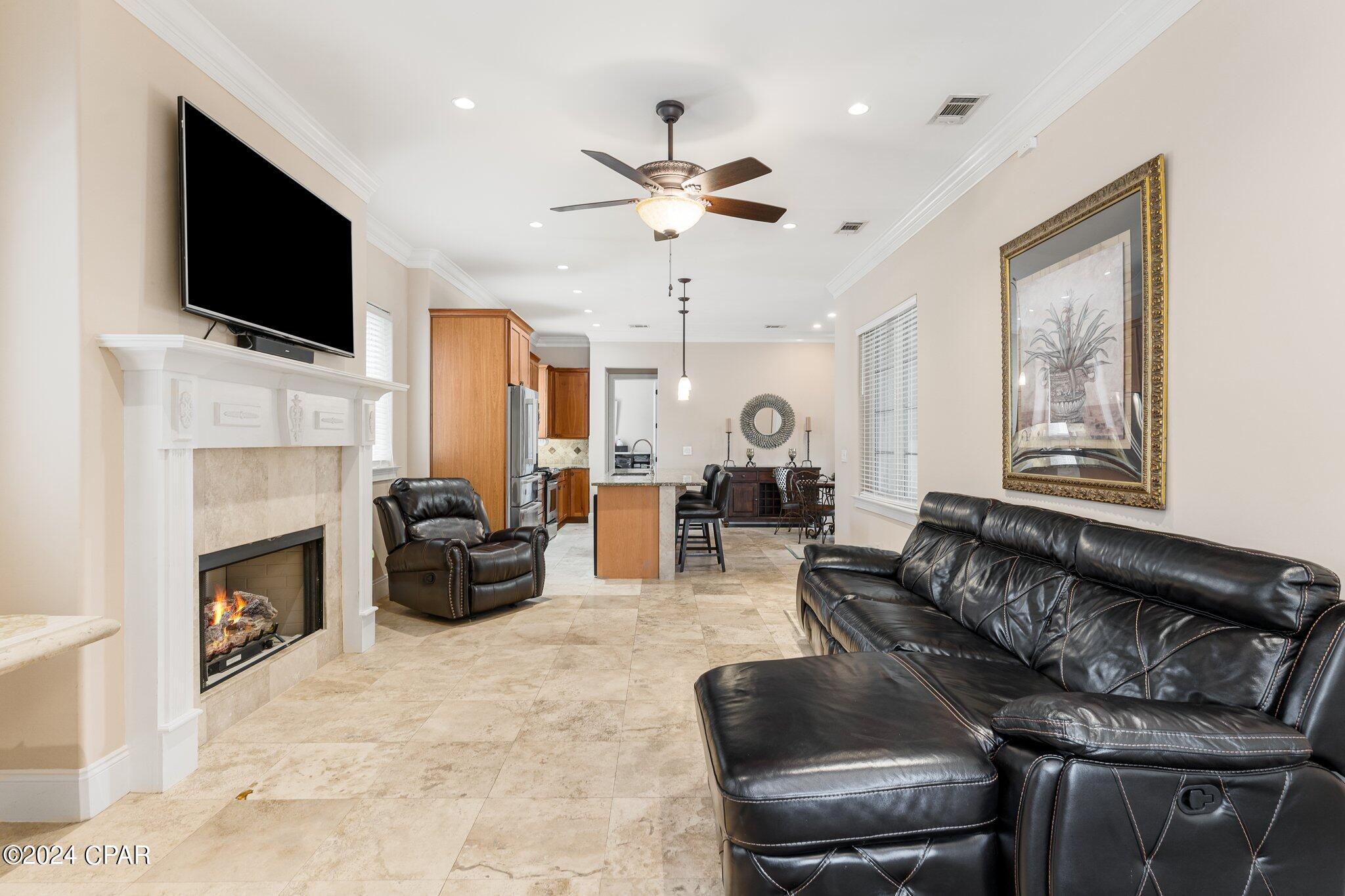 Magnolia Bay Club - Residential