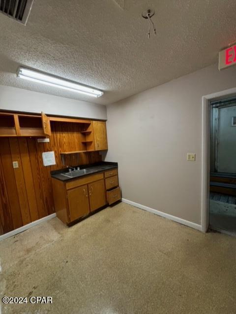 [No Recorded Subdiv] - Commercial Sale