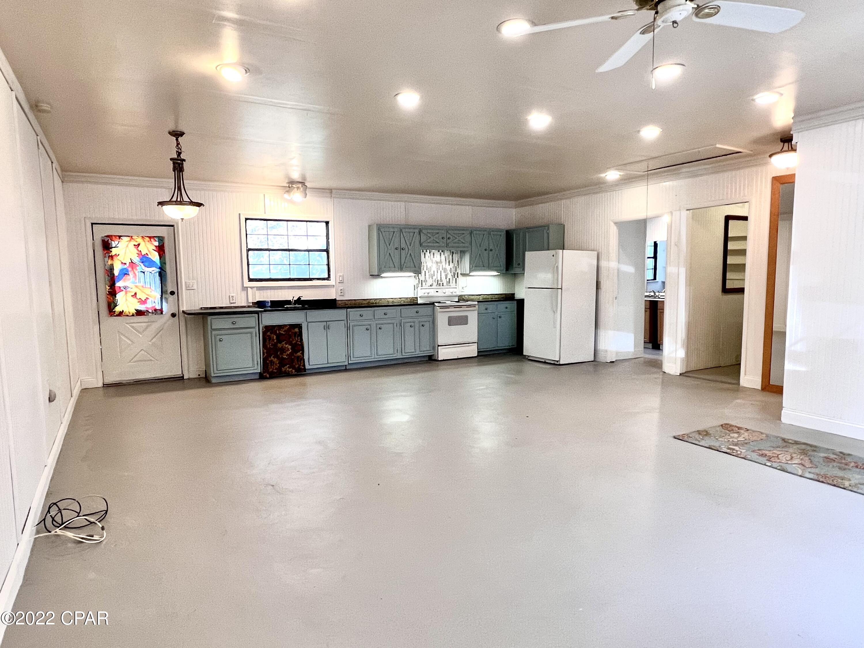 [No Recorded Subdiv] - Residential Lease