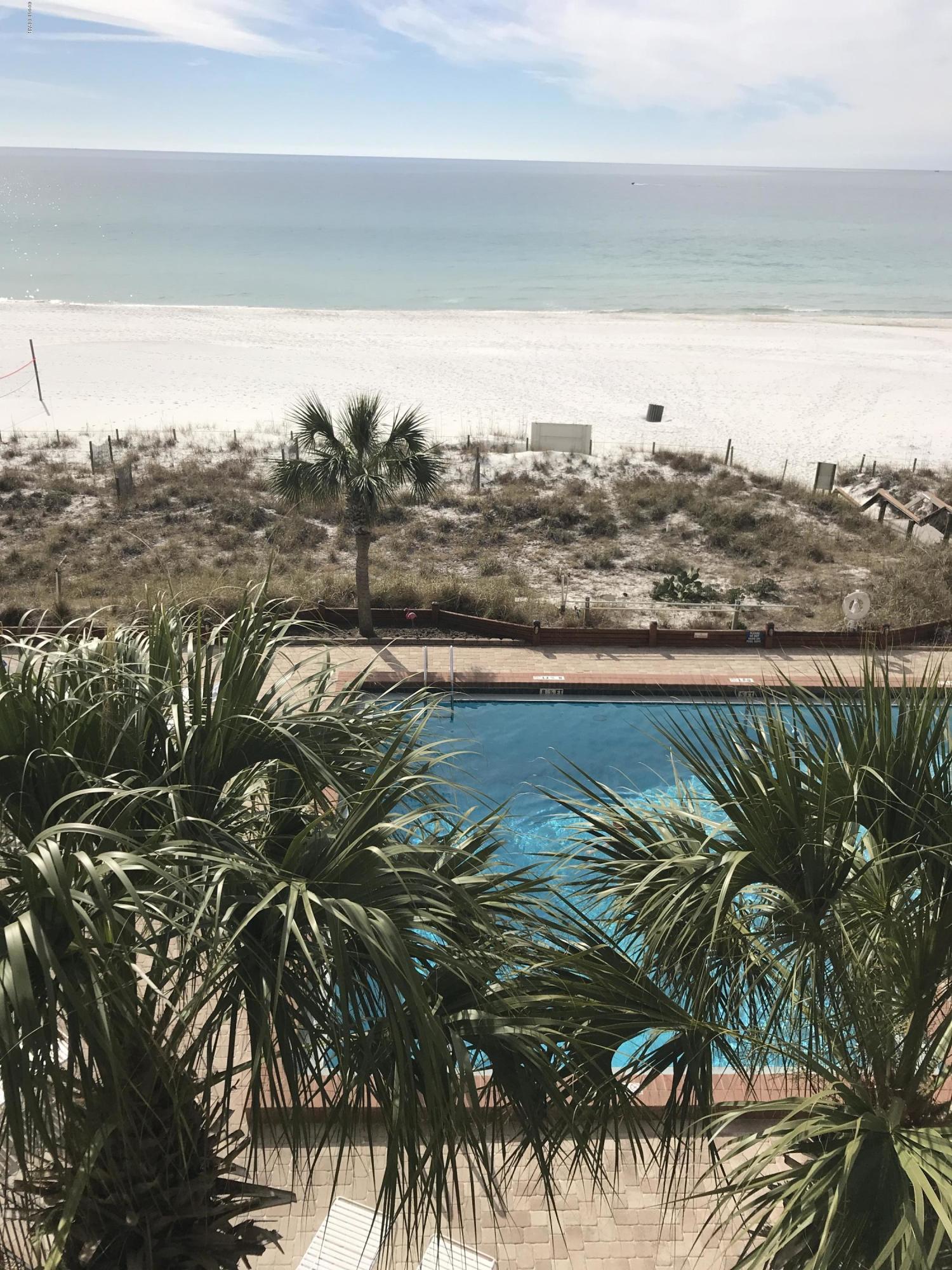 The Commodore - Residential