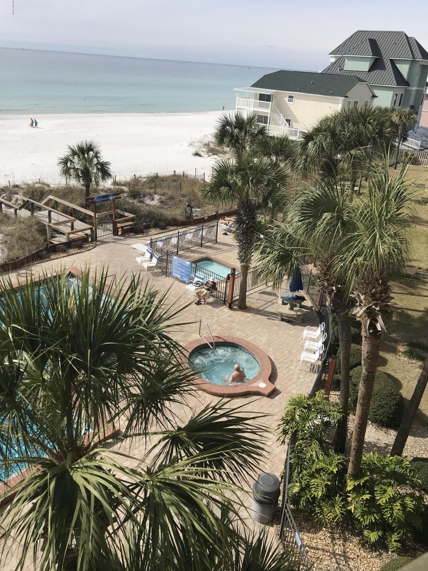 The Commodore - Residential