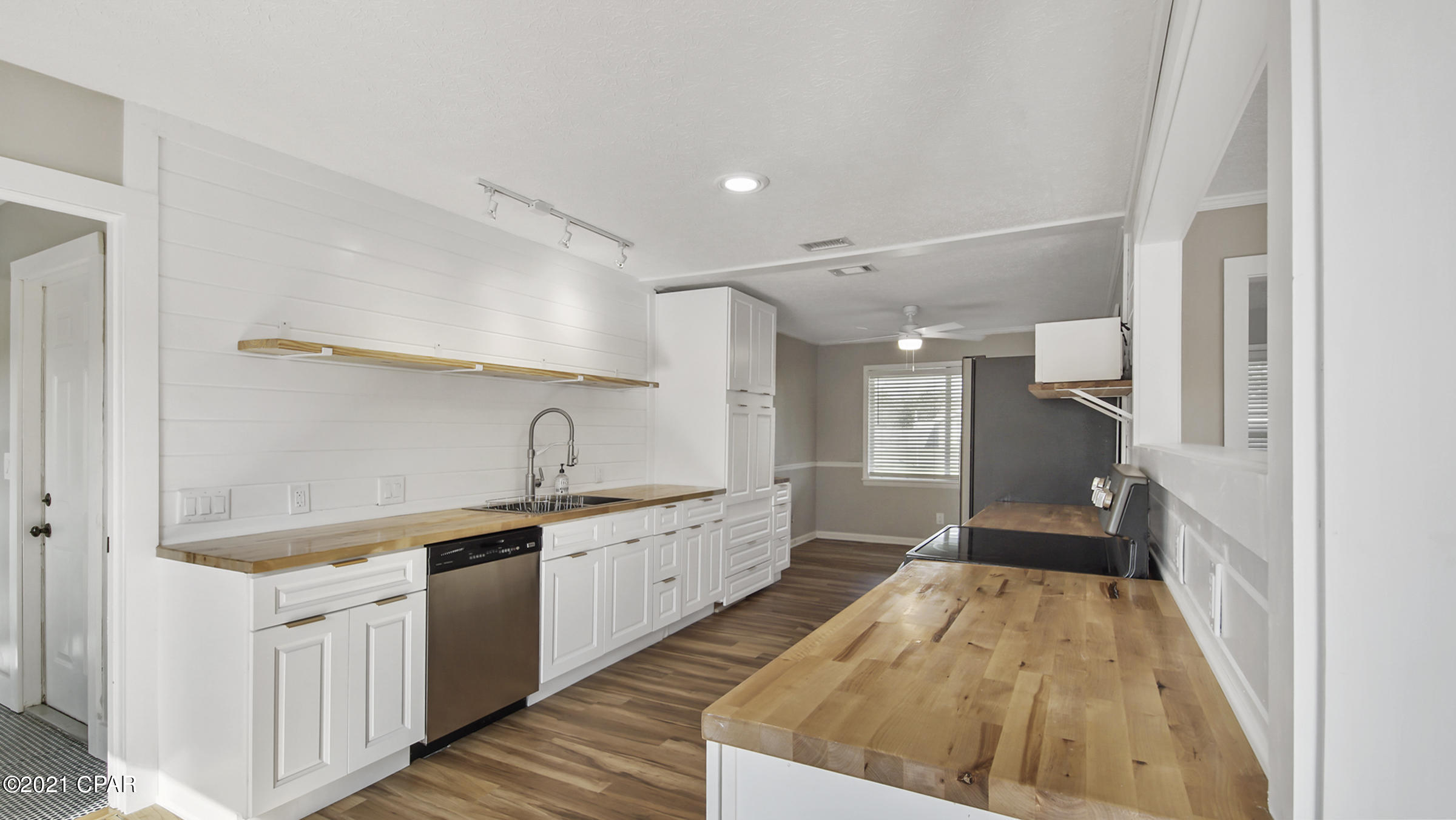 Kings Point - Residential