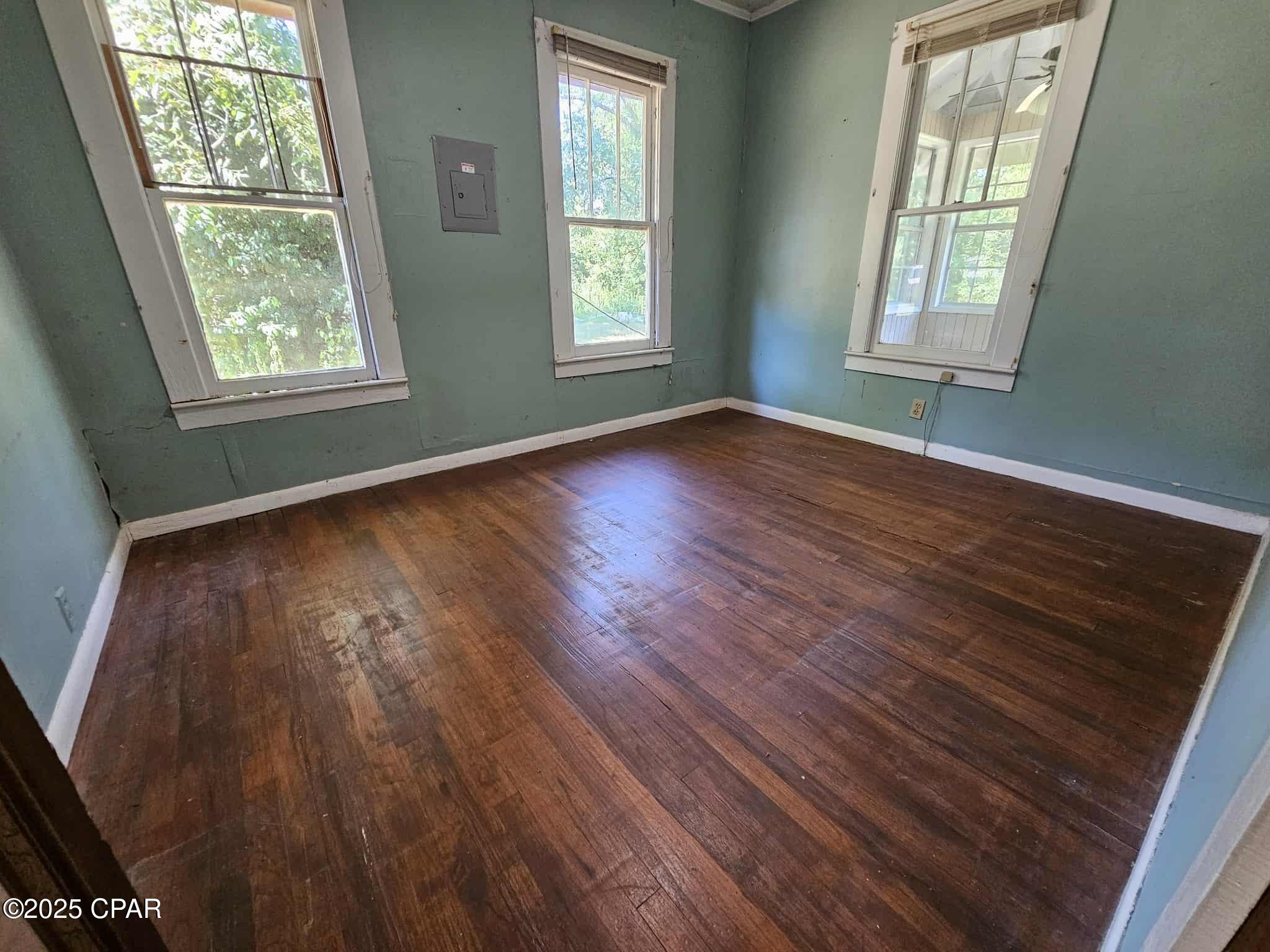 [No Recorded Subdiv] - Residential