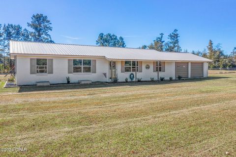 A home in Marianna