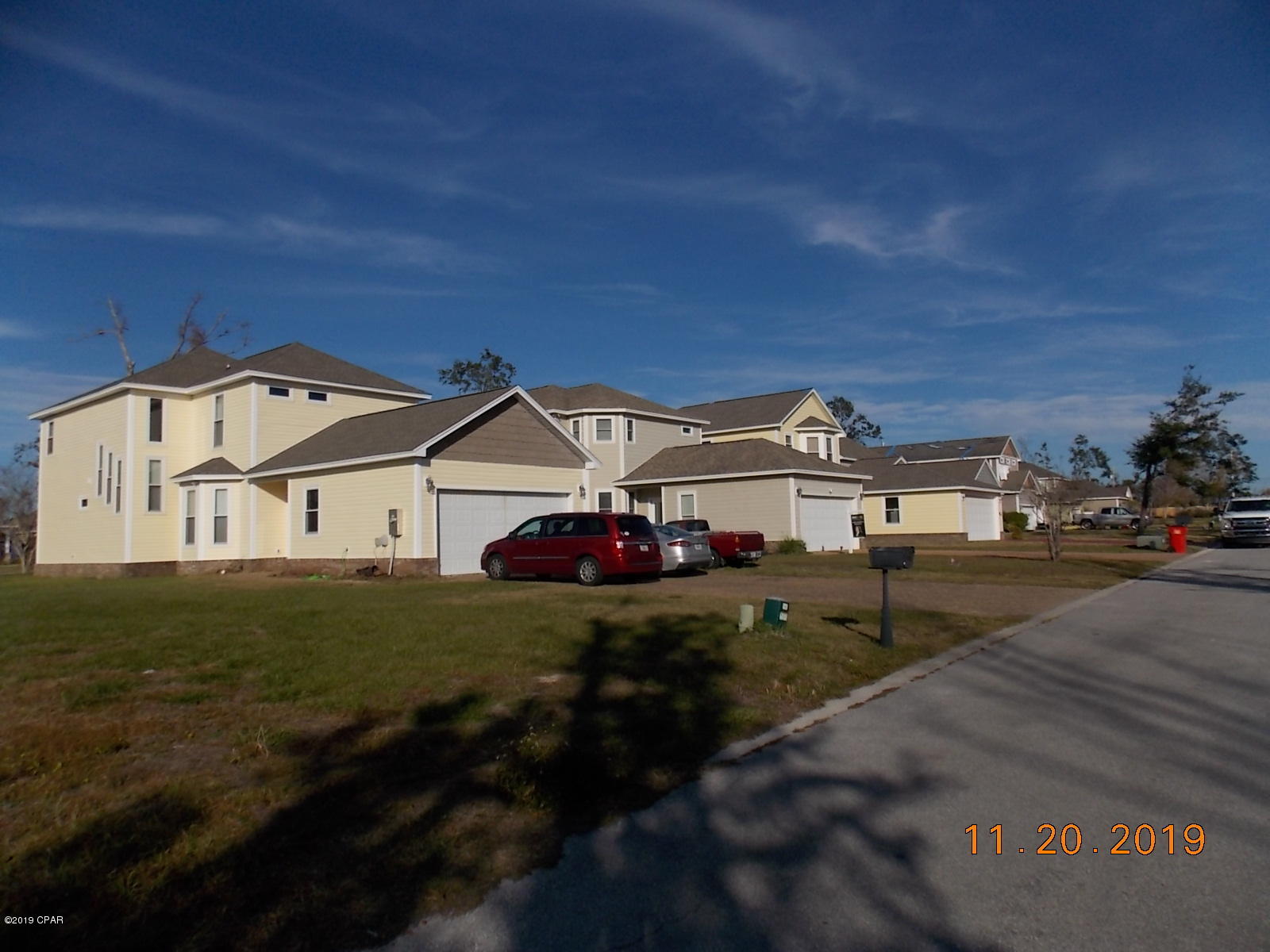 Riverside Park - Land