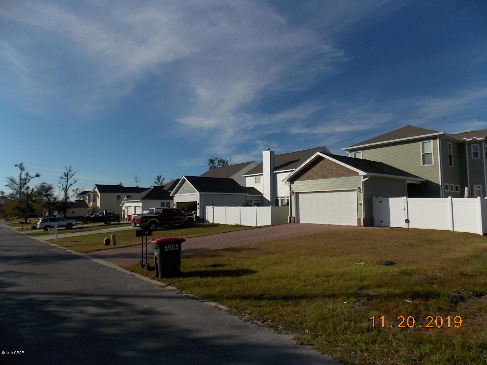 Riverside Park - Land