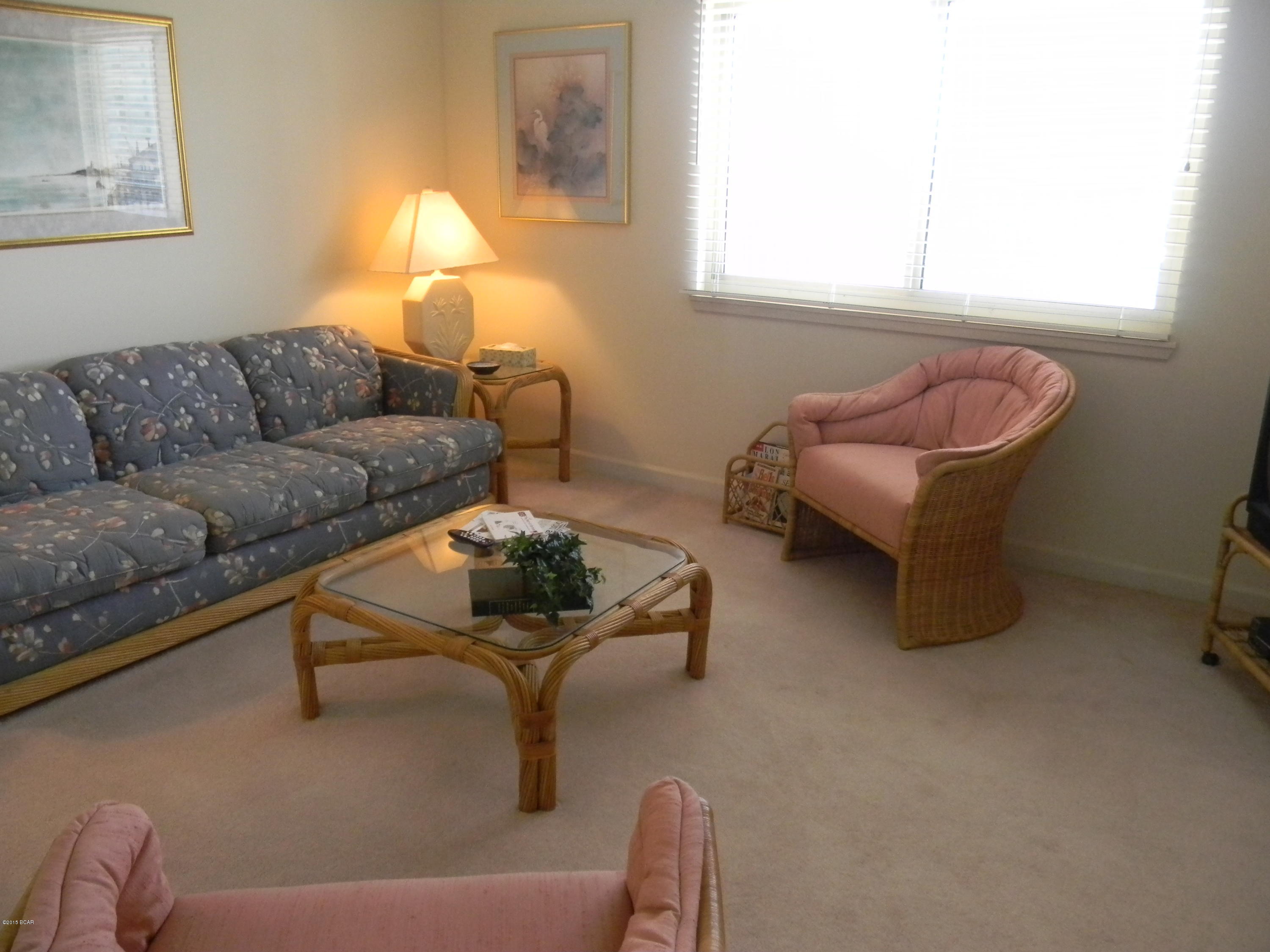 Summerwinds Condo - Residential