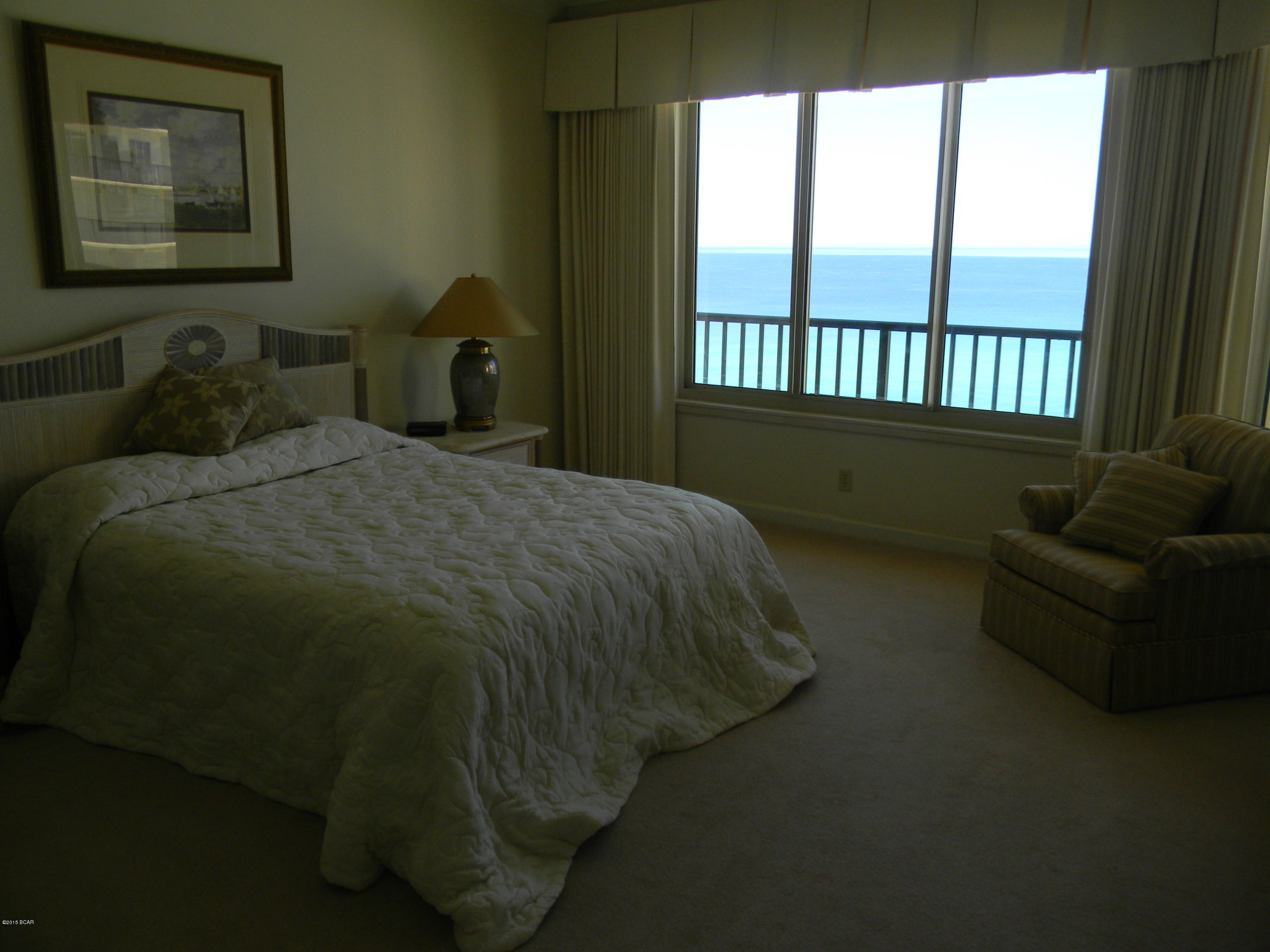 Summerwinds Condo - Residential