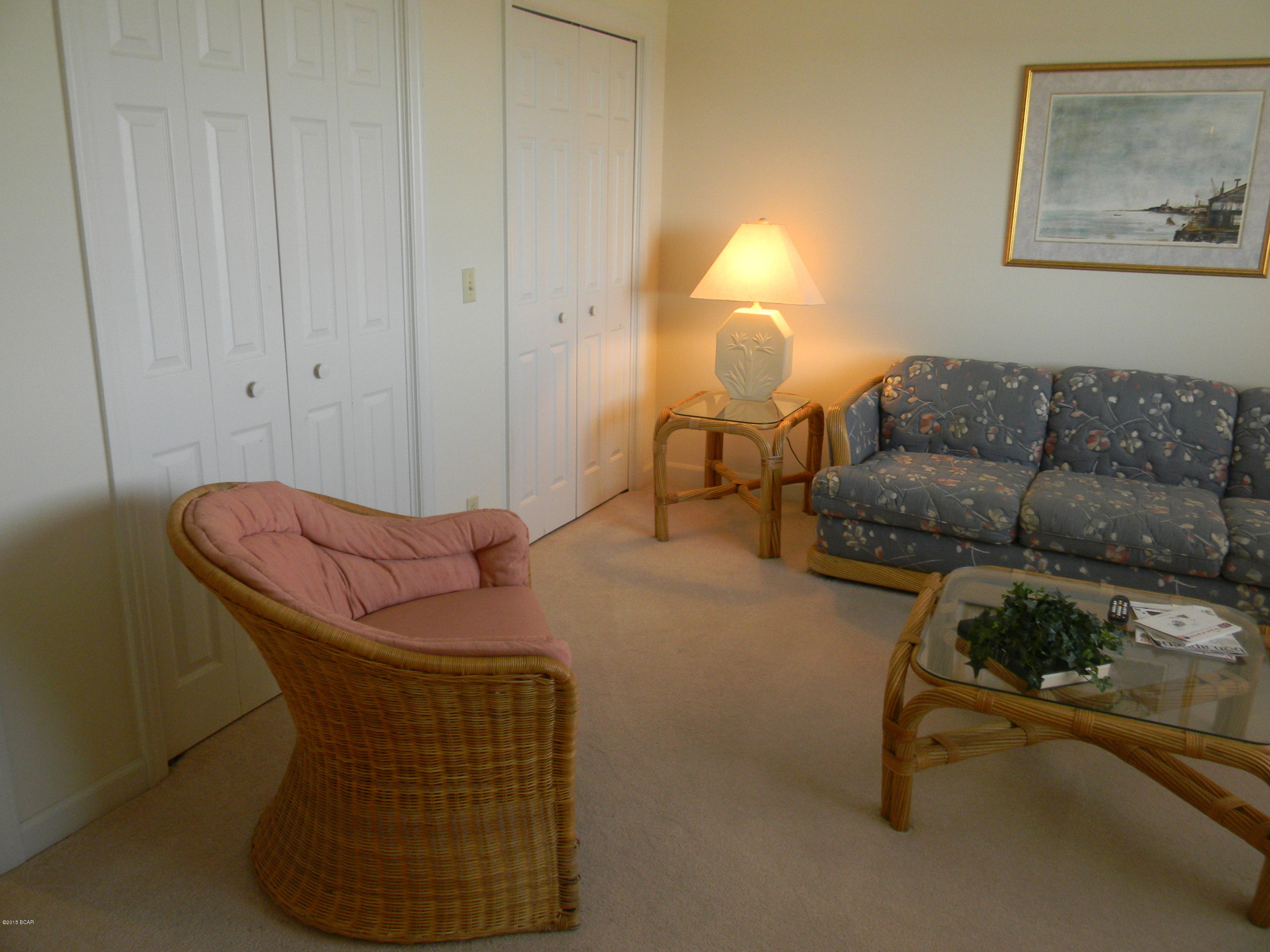 Summerwinds Condo - Residential